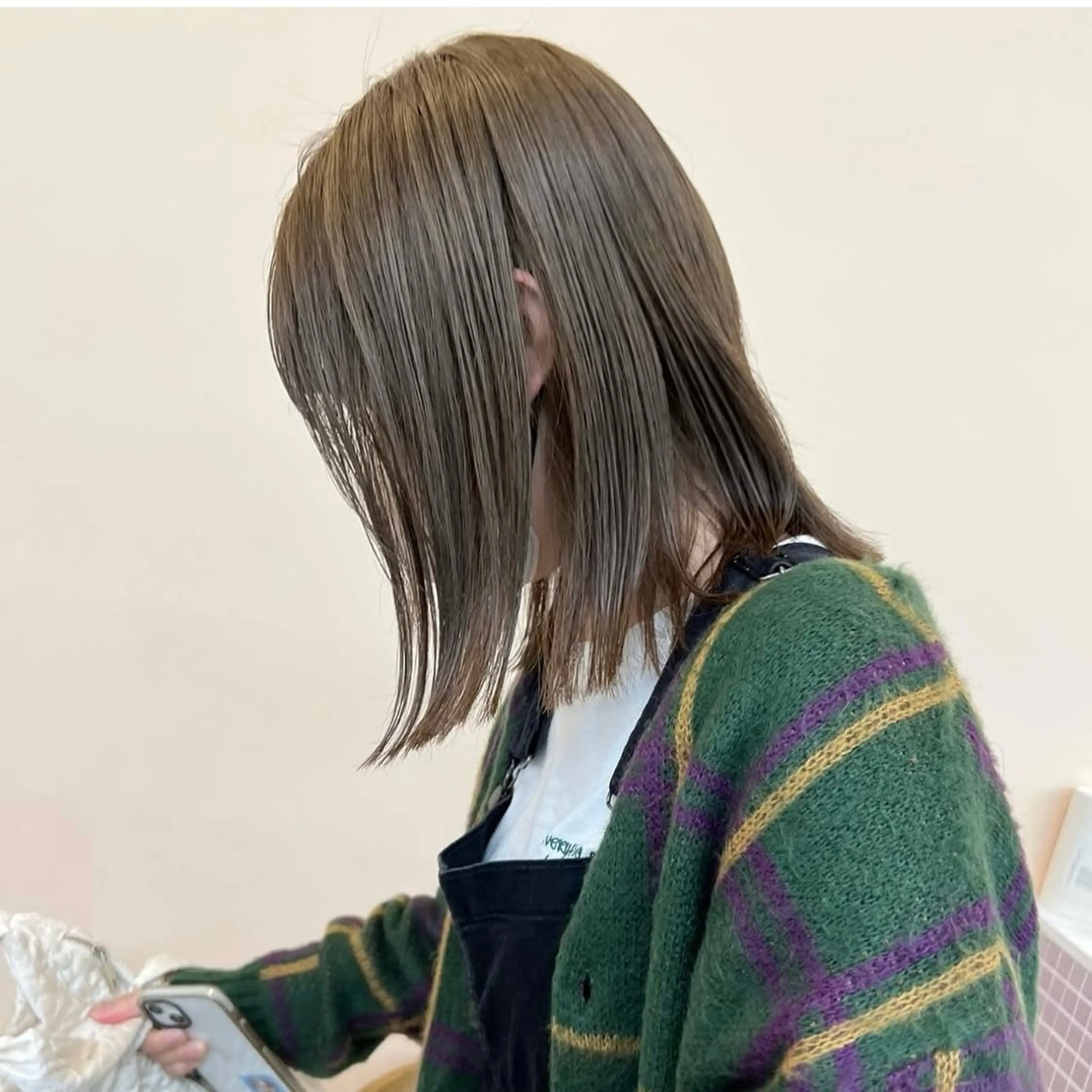 ミディアム カラー ブリーチ 透明感カラー オリーブカラー ヘアカラー JOULE'S（ジュール）所属・JOULE'S yumekaのヘアスタイル