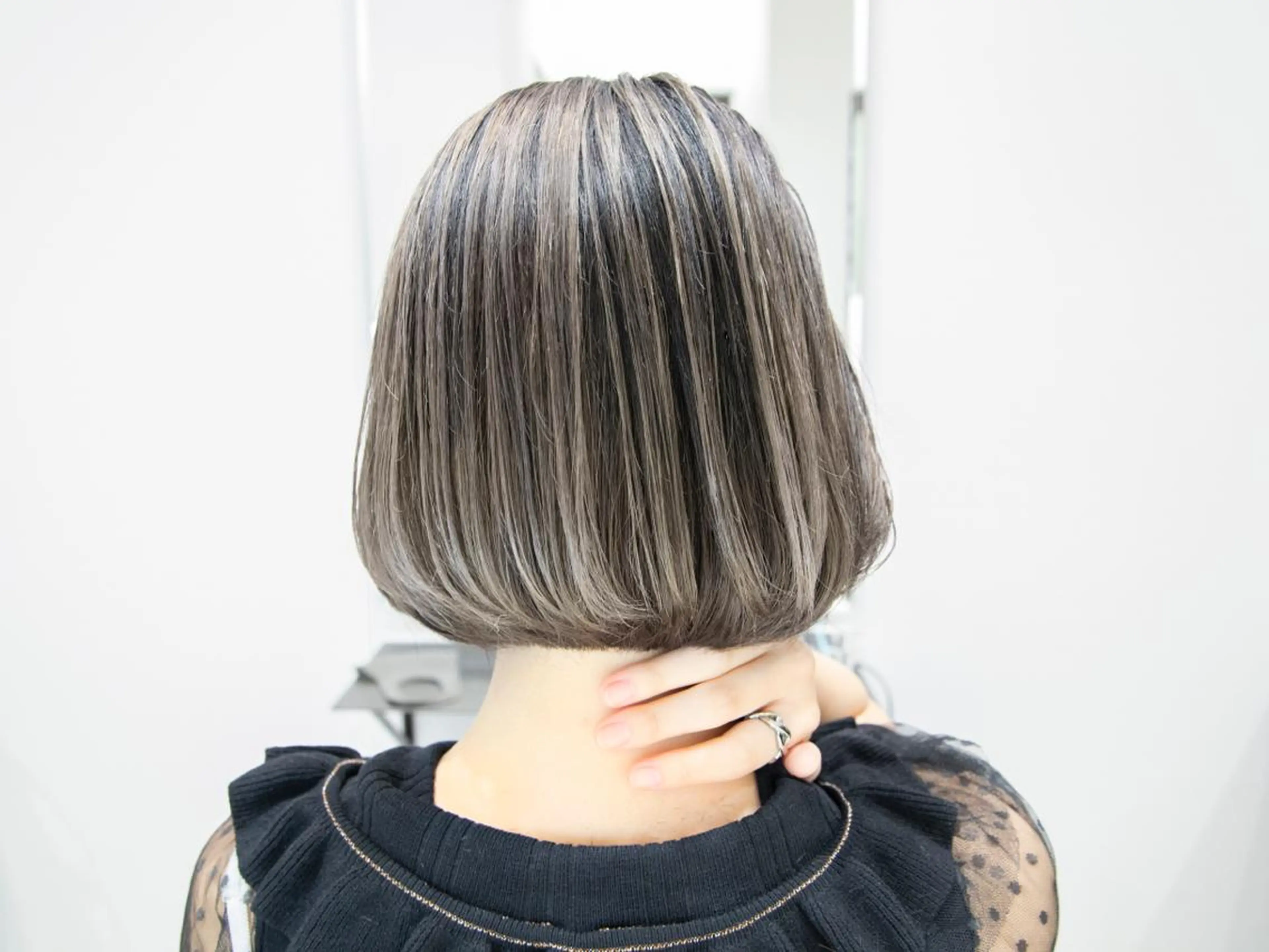 ショート カラー Re:ta Hair 飯田淳平のヘアスタイル
