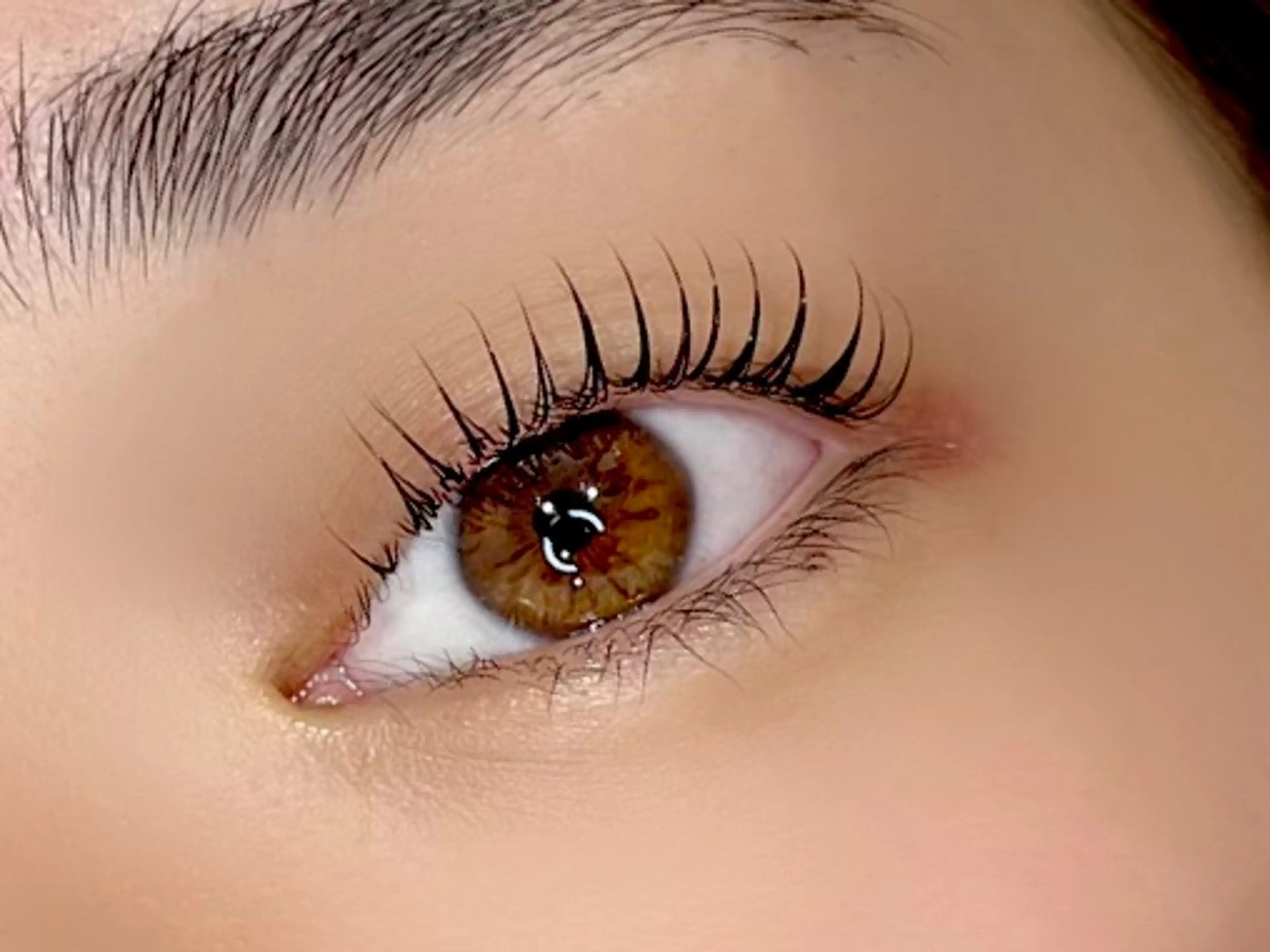 マツエク・マツパ まつげと眉毛の専門店七福神所属・久屋大通駅まつげI 七福神ebisuのマツエク・マツパデザイン