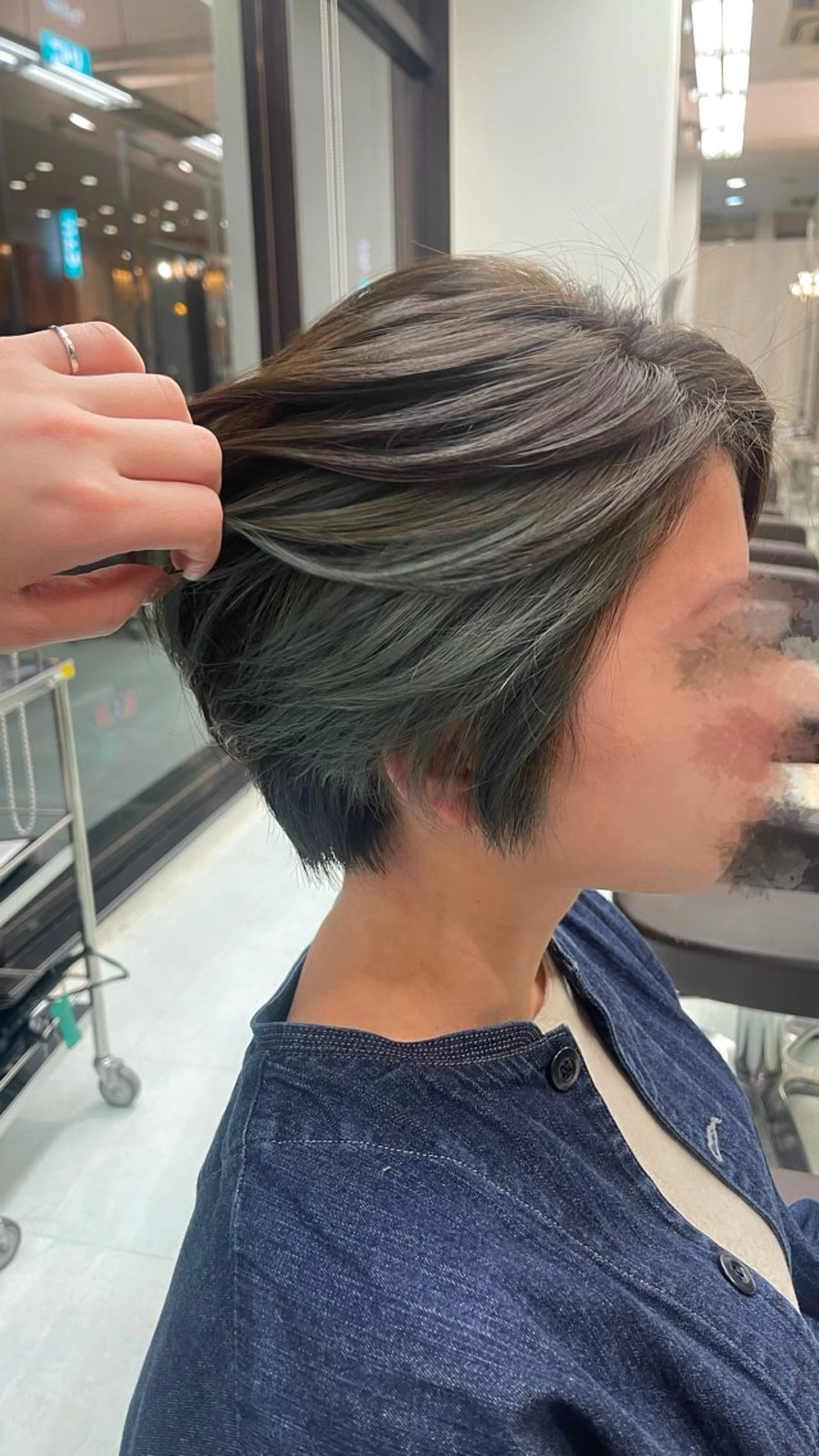 ロング カラー イヤリングカラー ヘアーメイクWILL 西宮店所属・WILL西宮 藤原 佳奈/髪質改善/艶髪のヘアスタイル