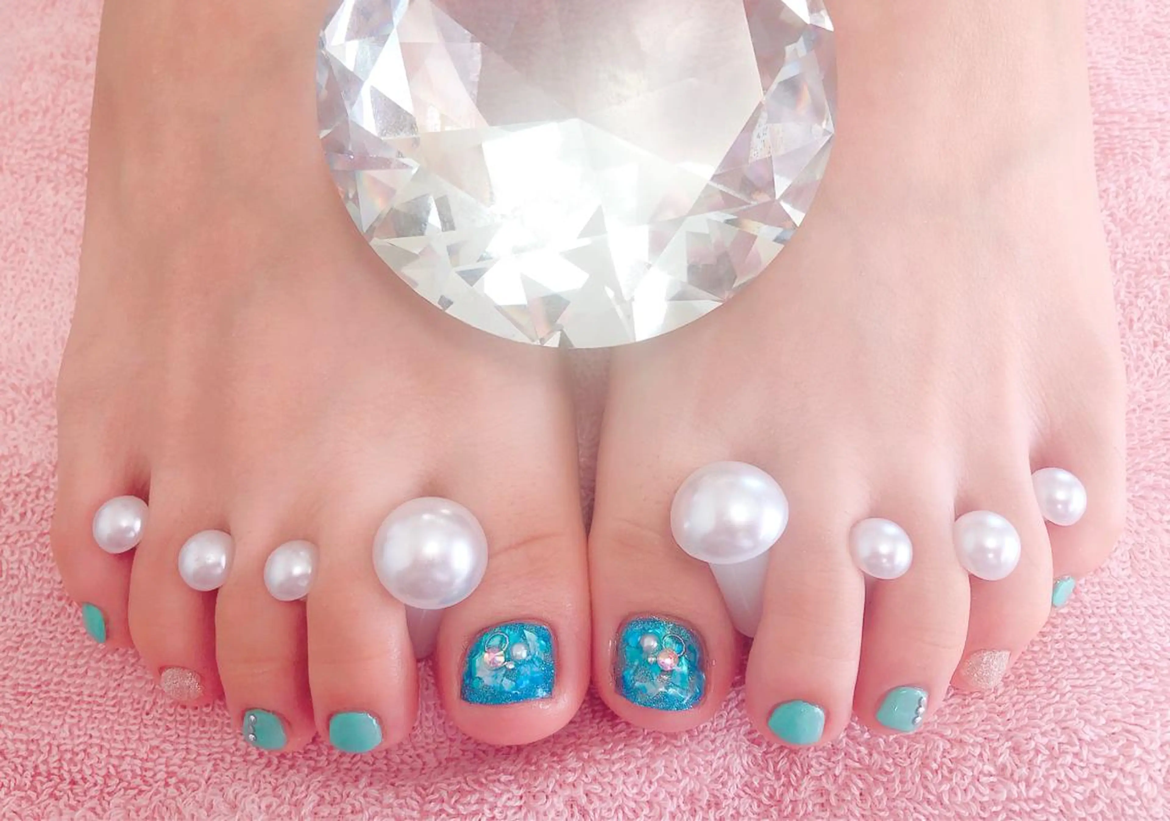 ネイル アートネイル フットネイル CROWN プライベートサロンのネイルデザイン