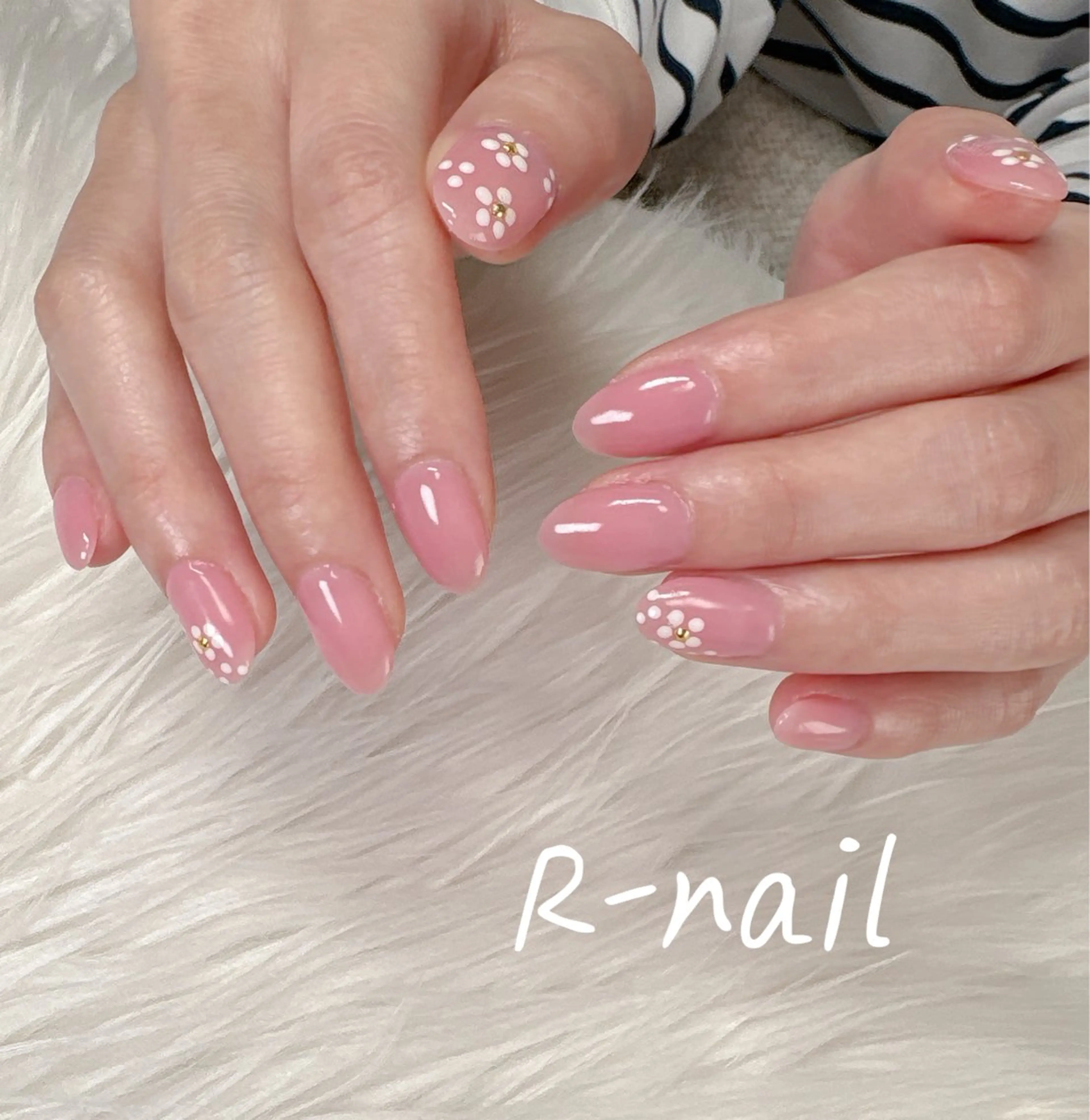 ネイル ハンドネイル R-nail salonのネイルデザイン