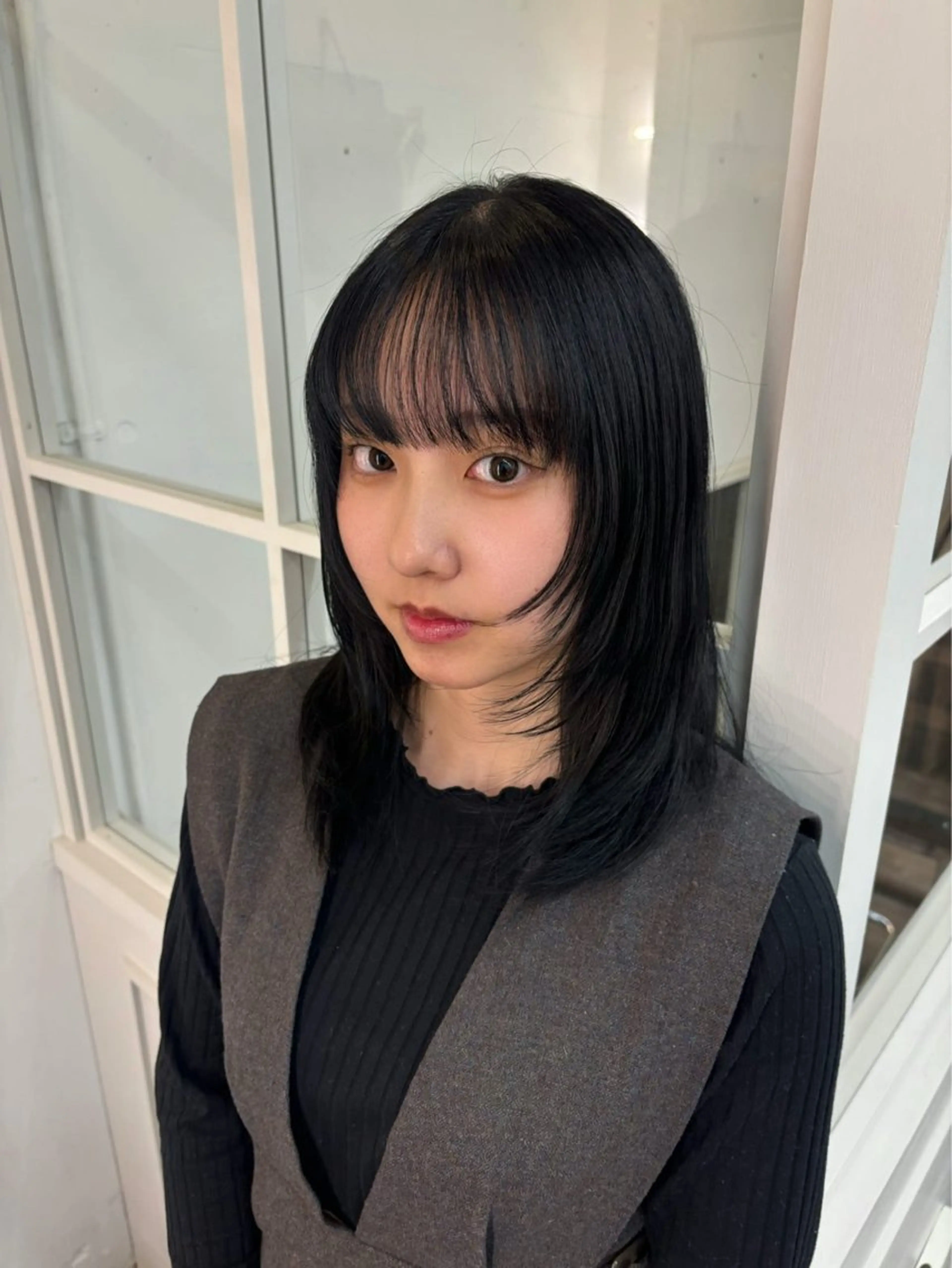 ミディアム カラー 黒髪 ブルーカラー ブルーブラック 透明感カラー ヘアカラー GAKU/表参道/ MAGNOLiAのヘアスタイル