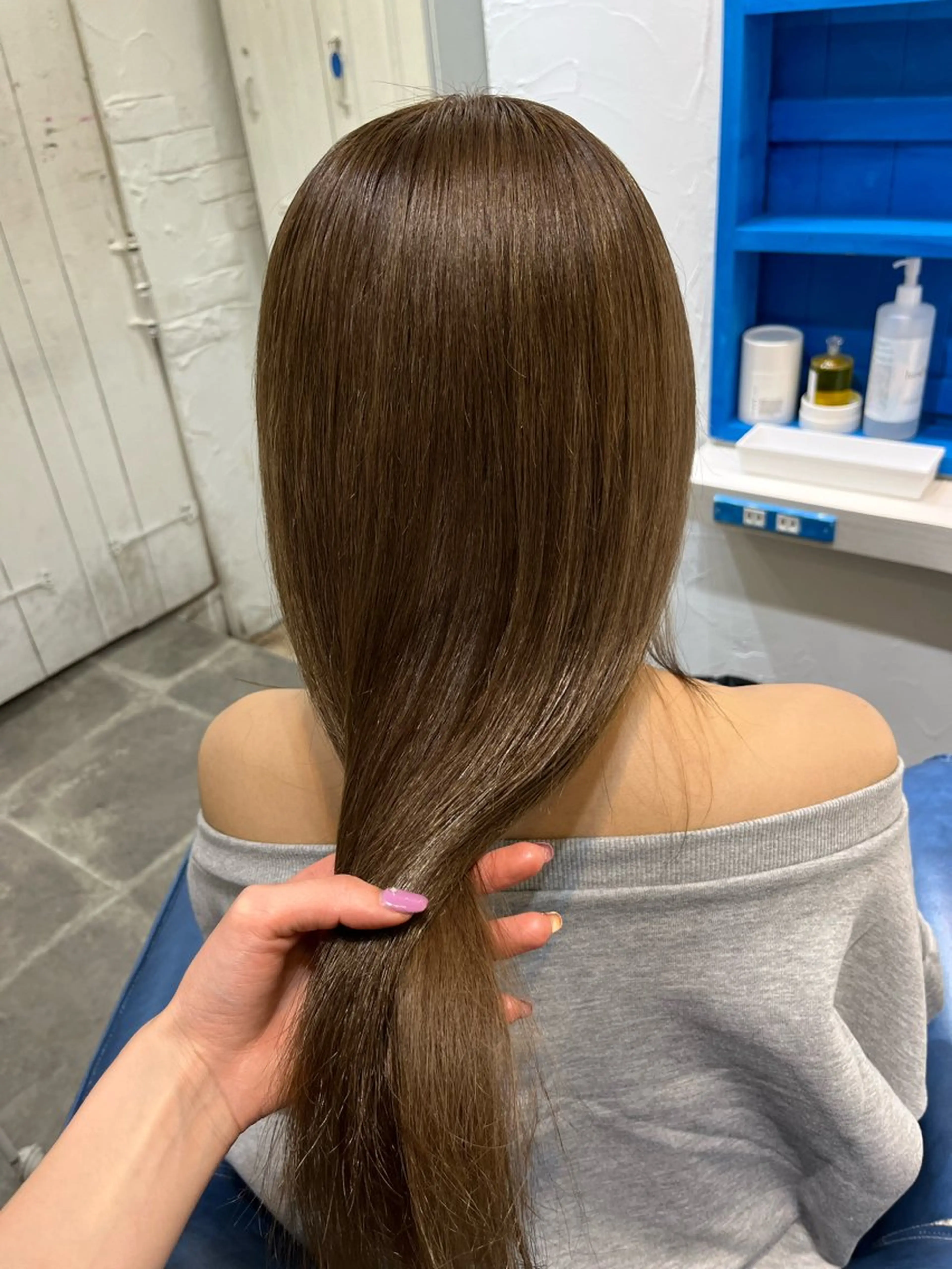 ロング カラー ヘアカラー uros.所属・🩵aiko / モデル募集中️🩵のヘアスタイル