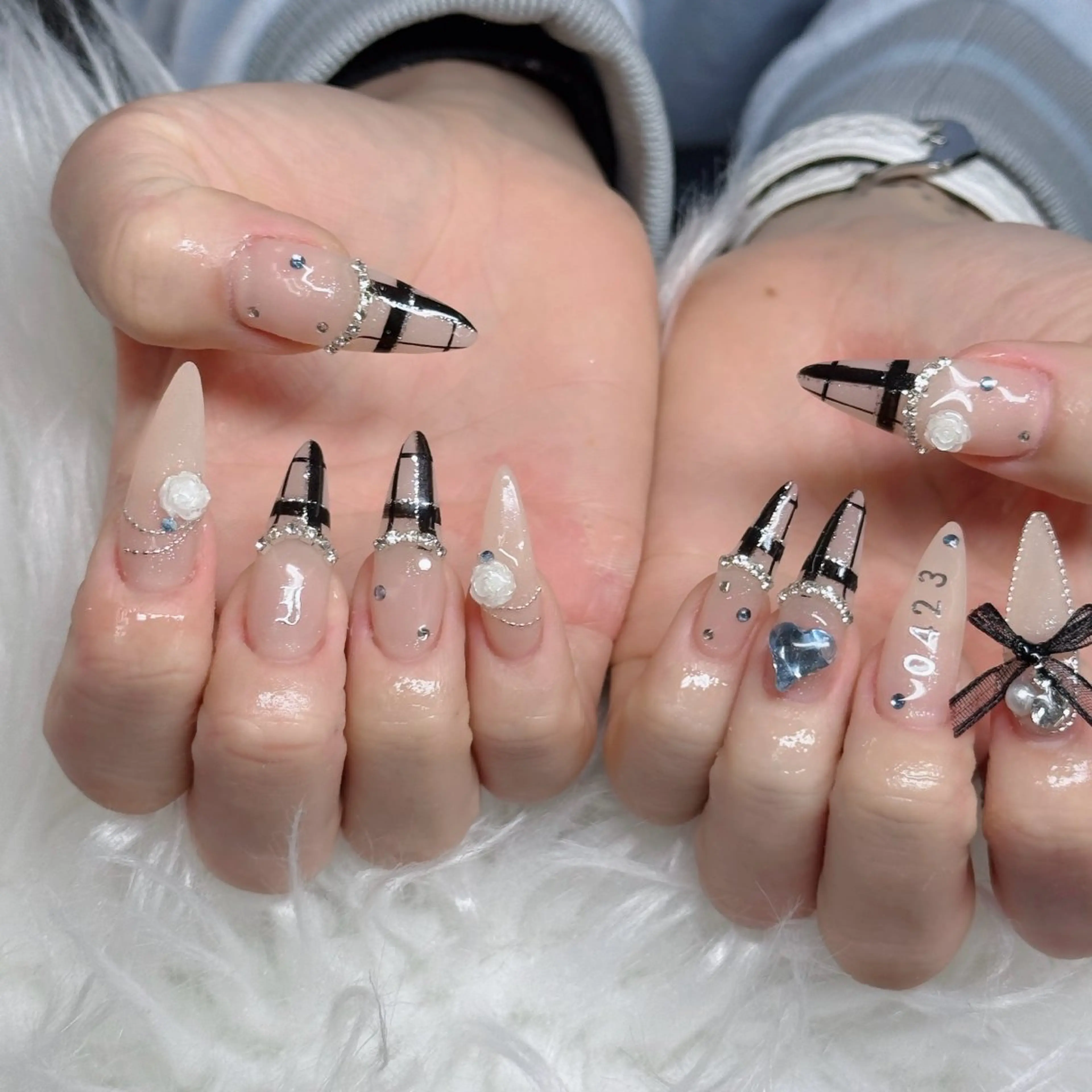 ネイル フットネイル フレンチネイル グラデーション 韓国ネイル ロングネイル ハンドネイル Hani Nail Salonのネイルデザイン