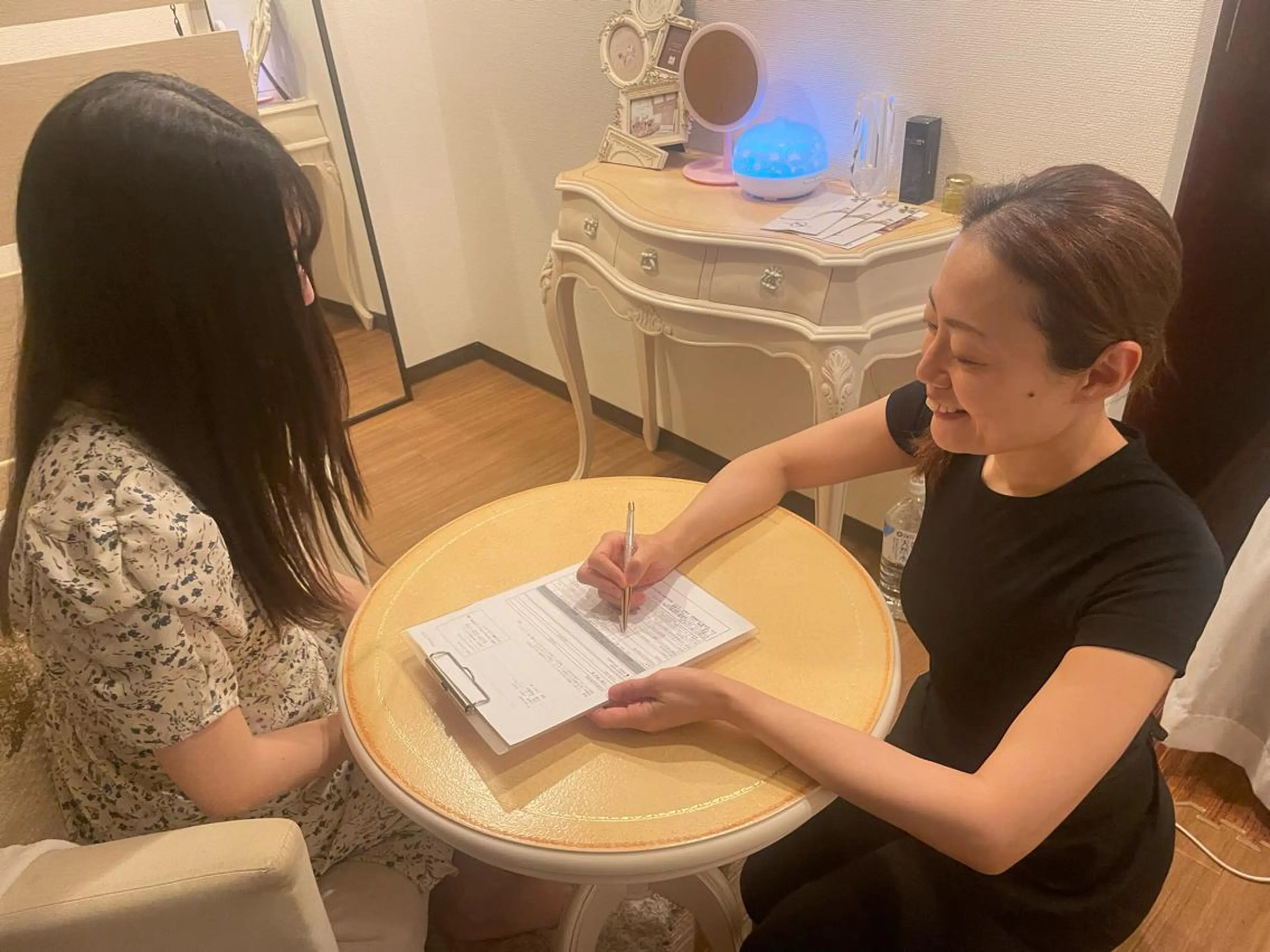 小顔コルギ＆よもぎ蒸しサロンLINKA所属・小顔＆美肌 サロンLINKAのエステ・リラクイメージ