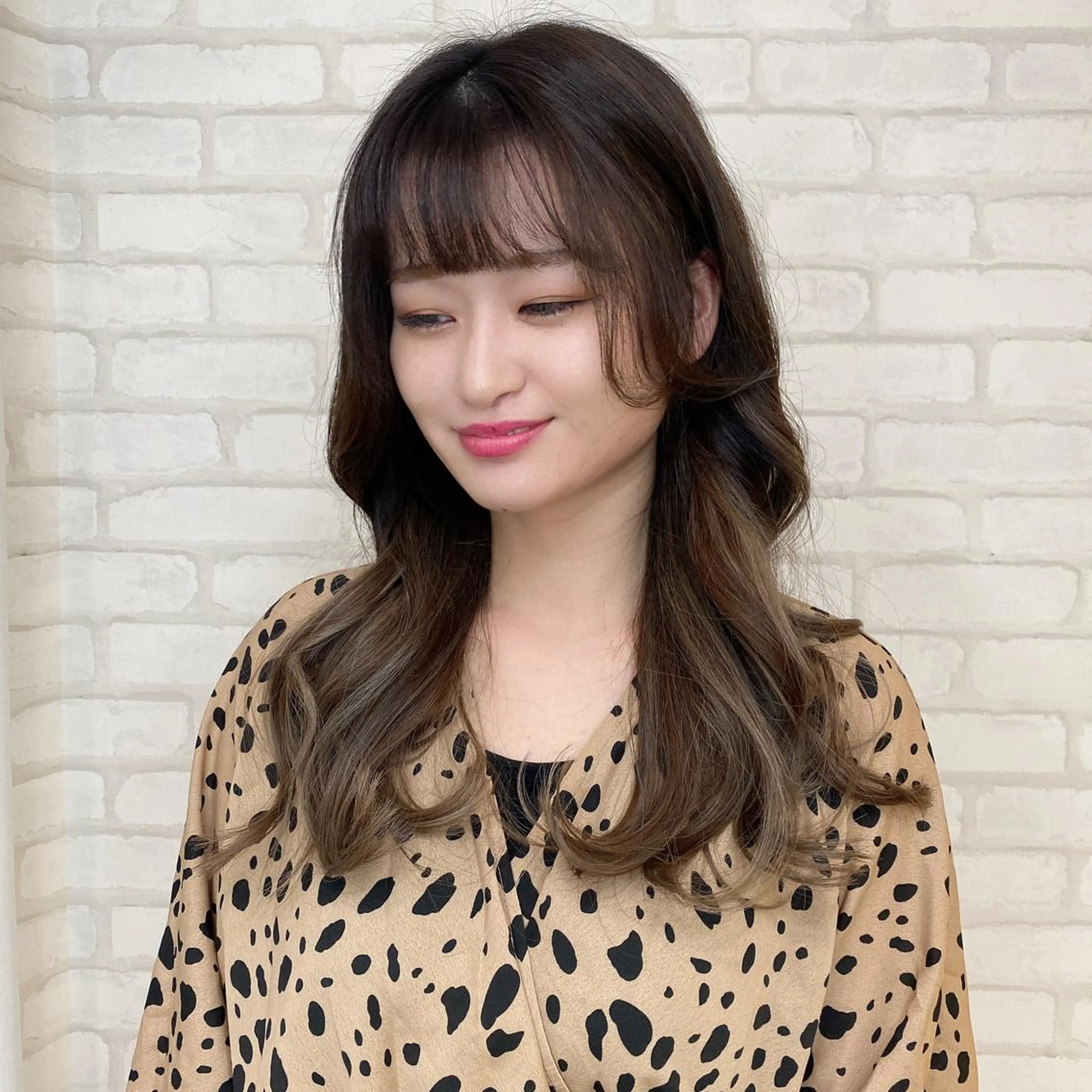 セミロング カラー abilita AZUSAのヘアスタイル