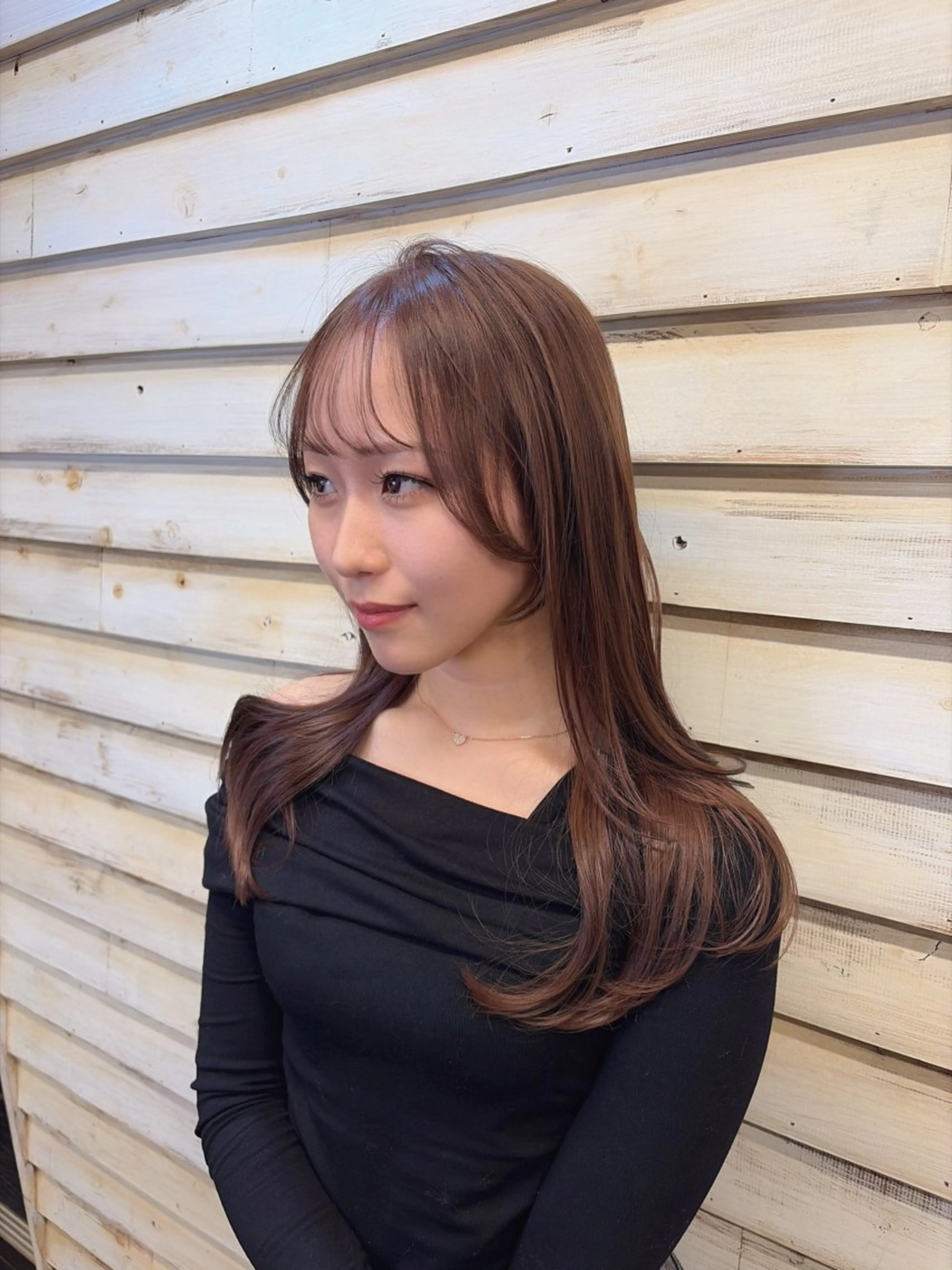 ロング カラー ブラウンカラー チョコレートブラウン くびれヘア レイヤーカット カット ヘアカラー トリートメント Raffichi 店長　Ryoのヘアスタイル