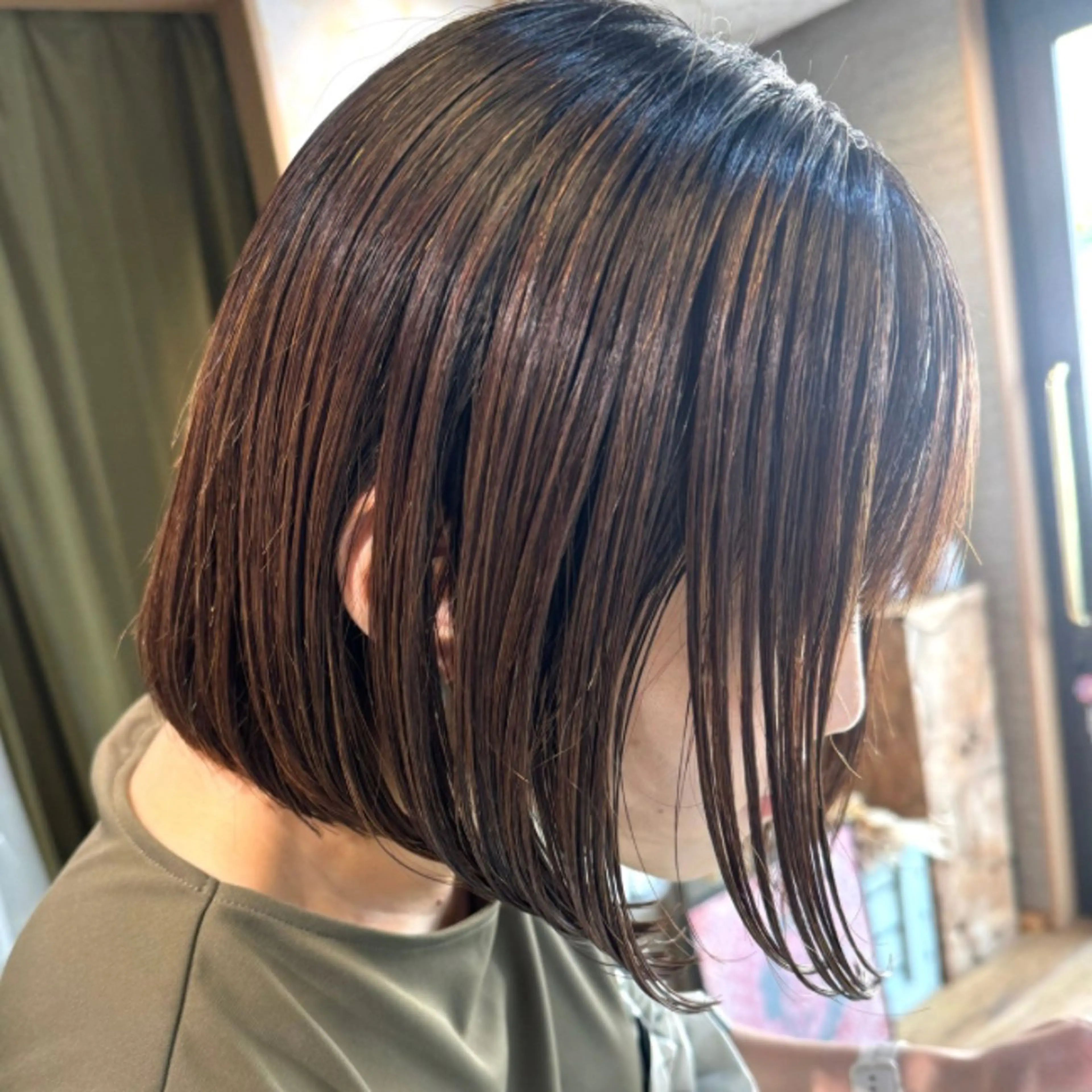 ショート カラー デザインカラー カット ヘアカラー トリートメント Unique ユニークのヘアスタイル