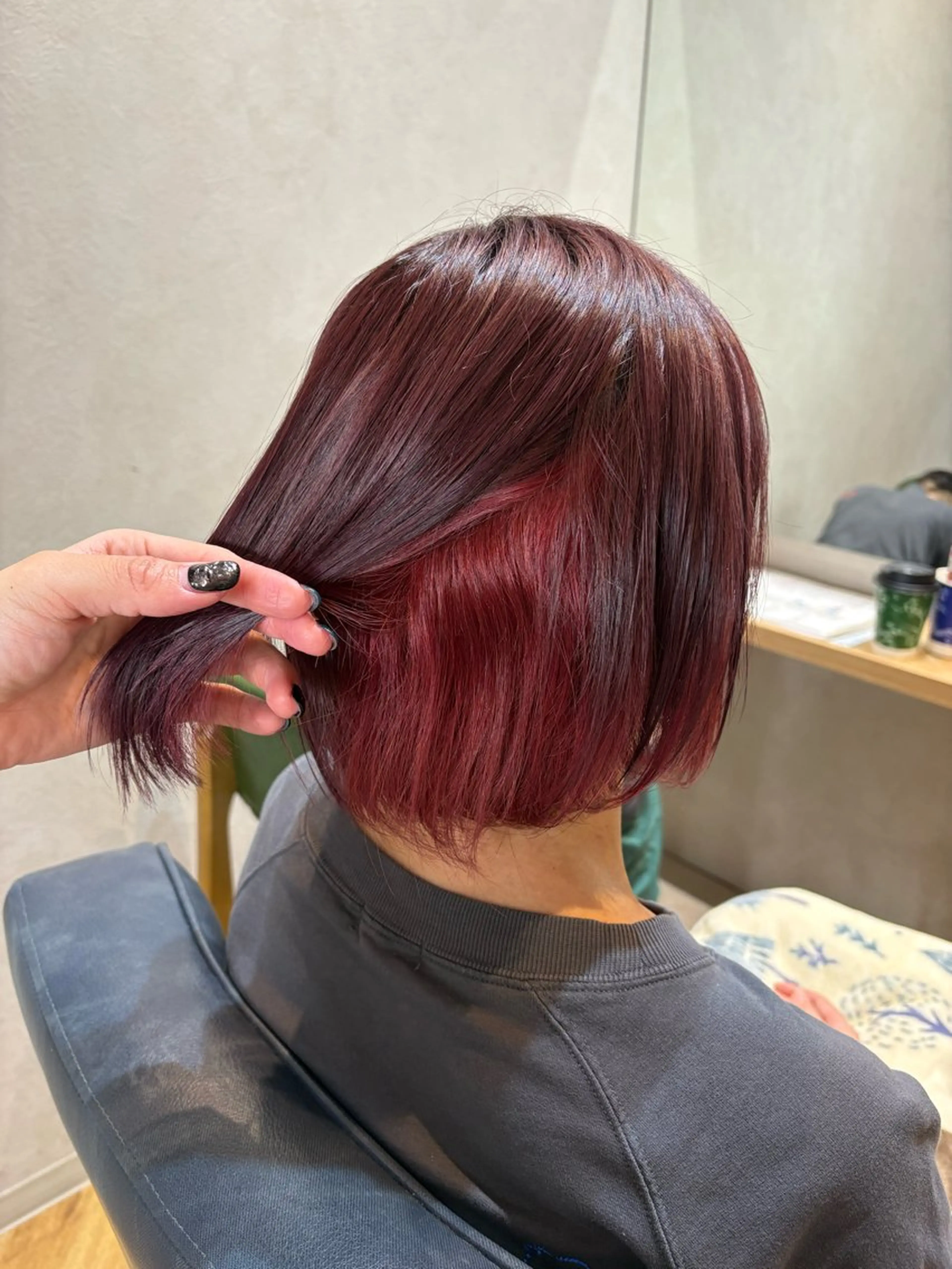 ショート カラー インナーカラー ピンクカラー カット ヘアカラー トリートメント newi大分/ 磯部栞里／艶感カラーのヘアスタイル