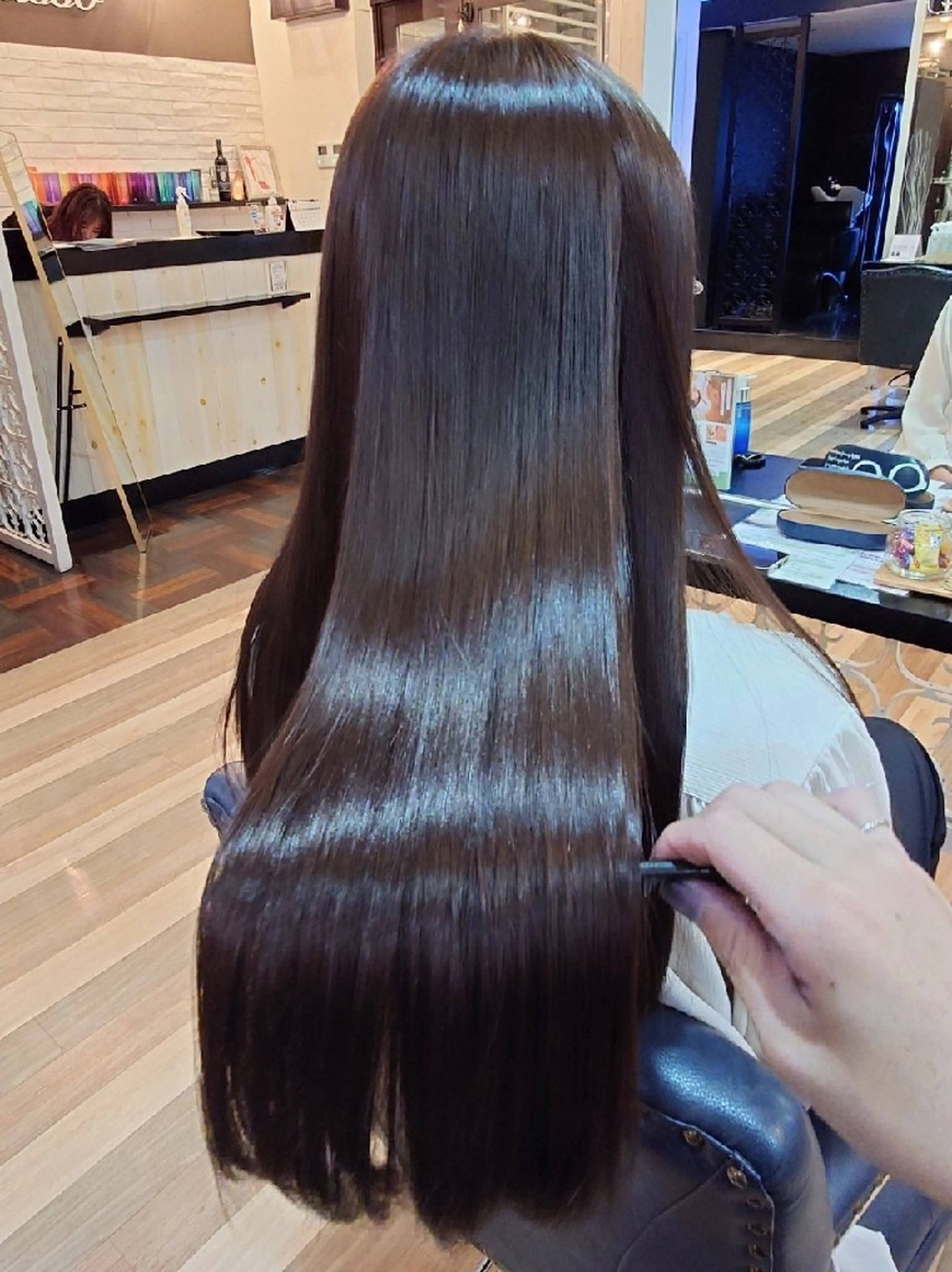 ロング カラー ブラウンカラー 髪質改善 カット ヘアカラー ヘッドスパ Russo(ルッソ)所属・こにし/蒲生四丁目 /髪質改善/スパのヘアスタイル