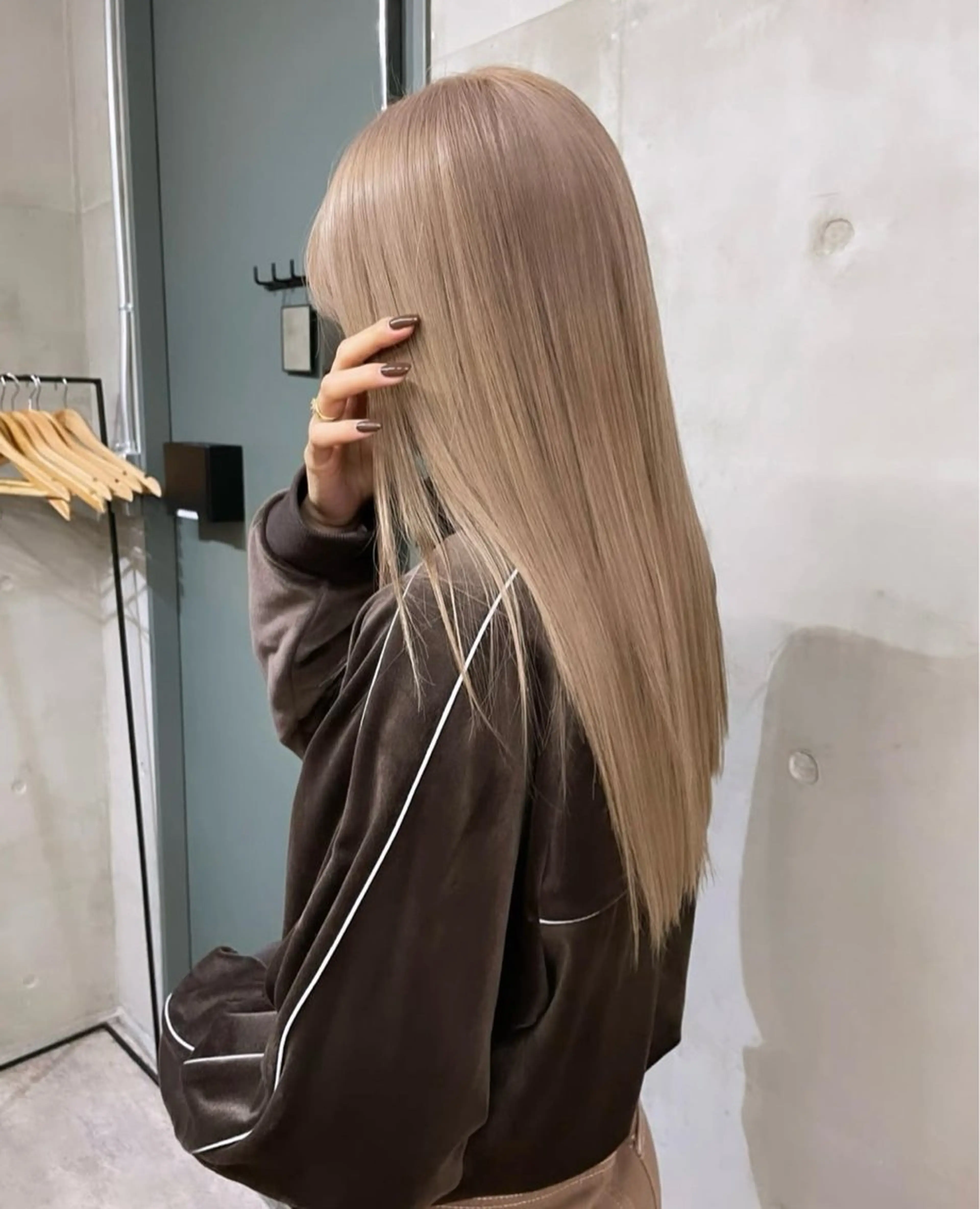 ロング カラー ハイトーンカラー ロング ヘアカラー 透明感カラー/外苑前 /MIRAI🇰🇷のヘアスタイル