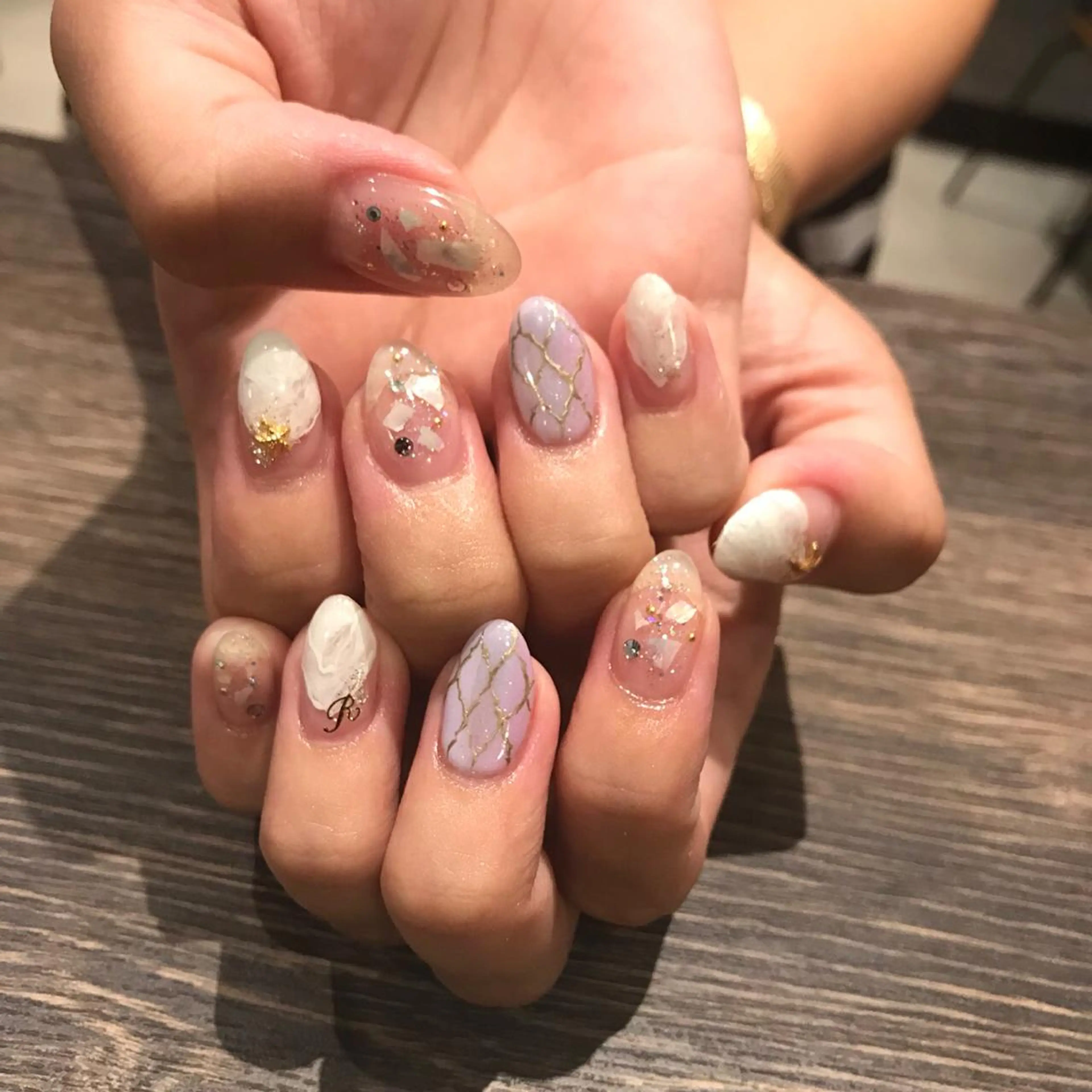 ネイル Risa　/ EARTH小山のネイルデザイン