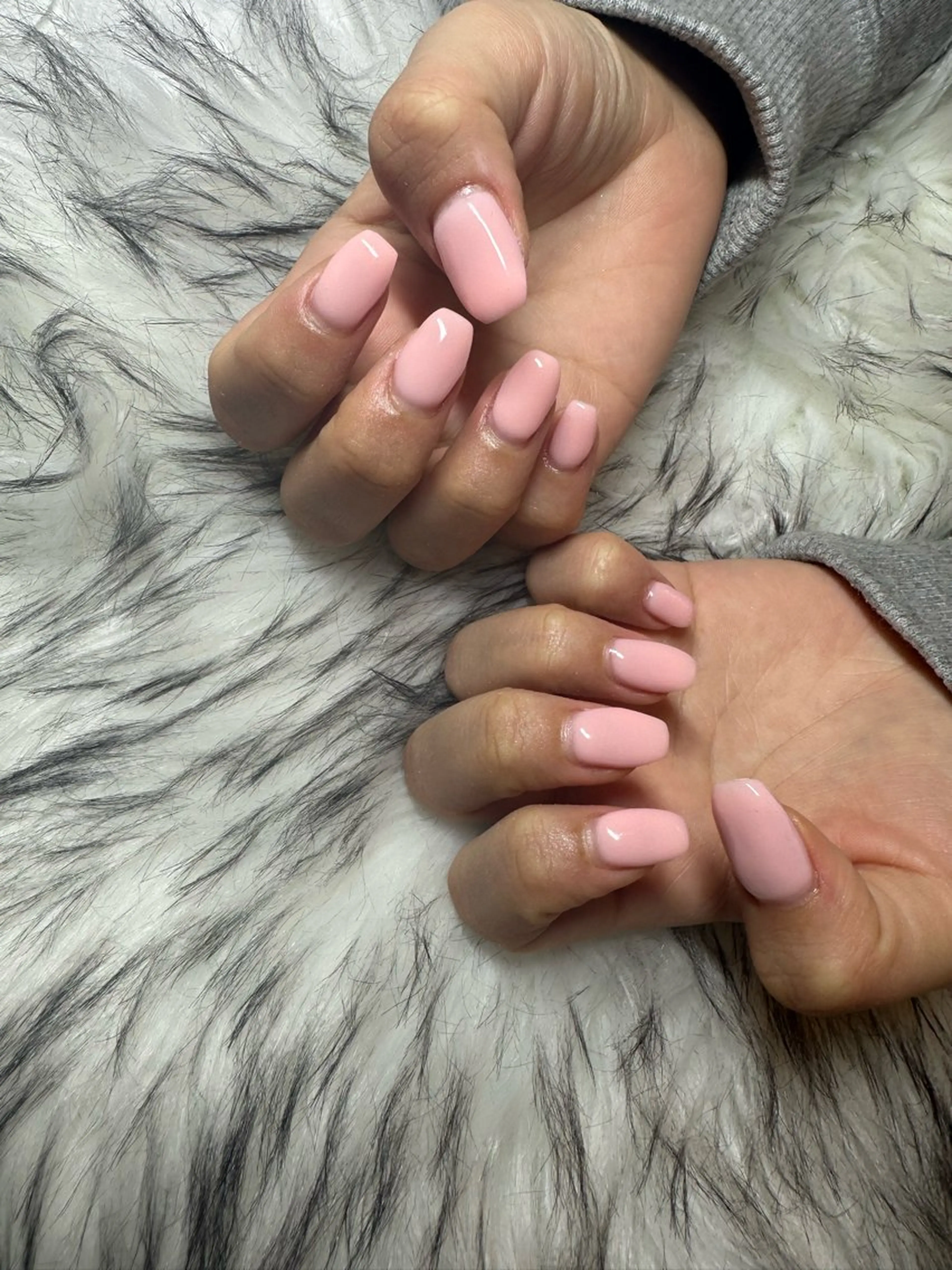 オフなしワンカラーorラメグラ💅🏽🤎の写真