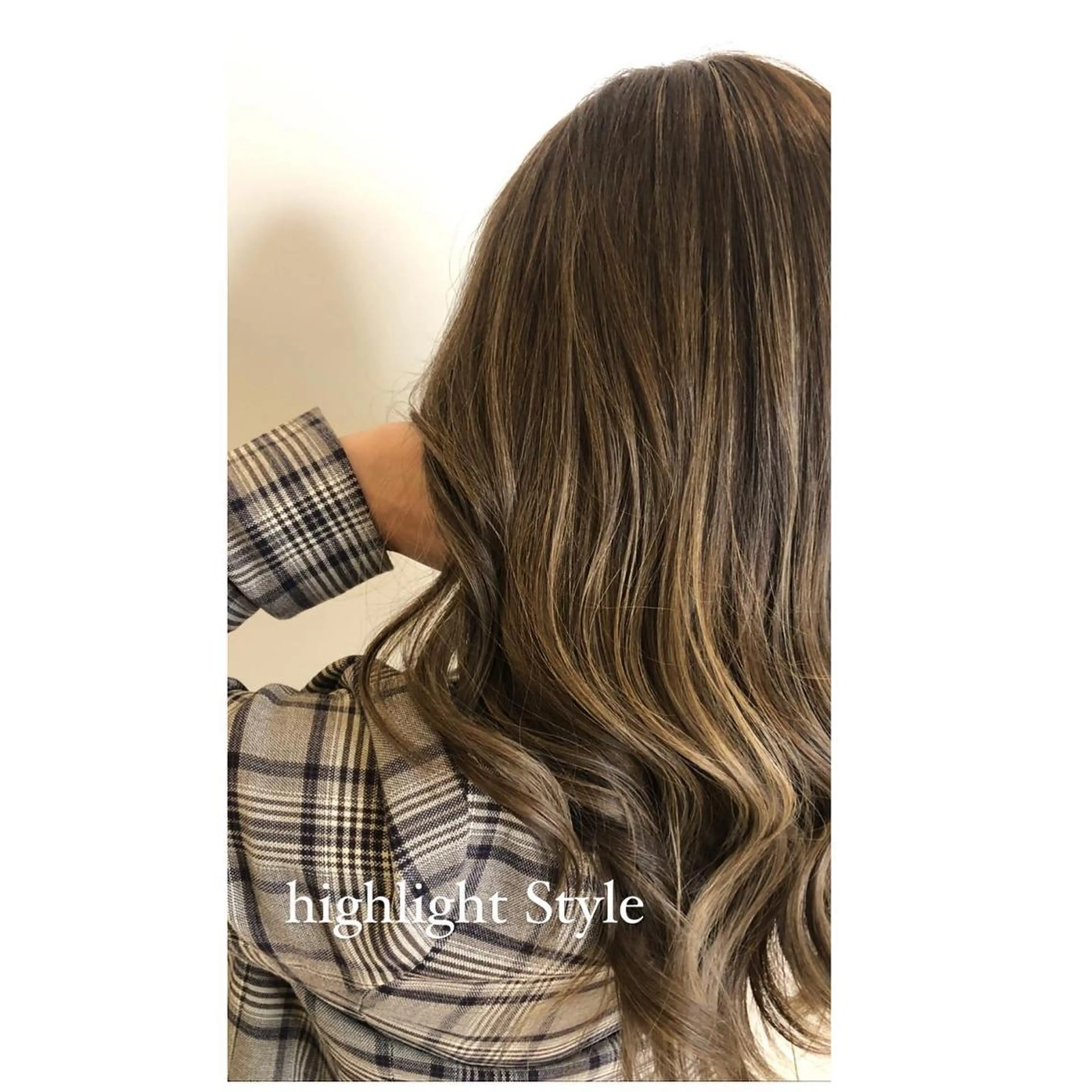 ミディアム カラー ハイライトカラー ハイライト -5歳大人ﾊｲﾗｲﾄ ✨津嘉山のヘアスタイル