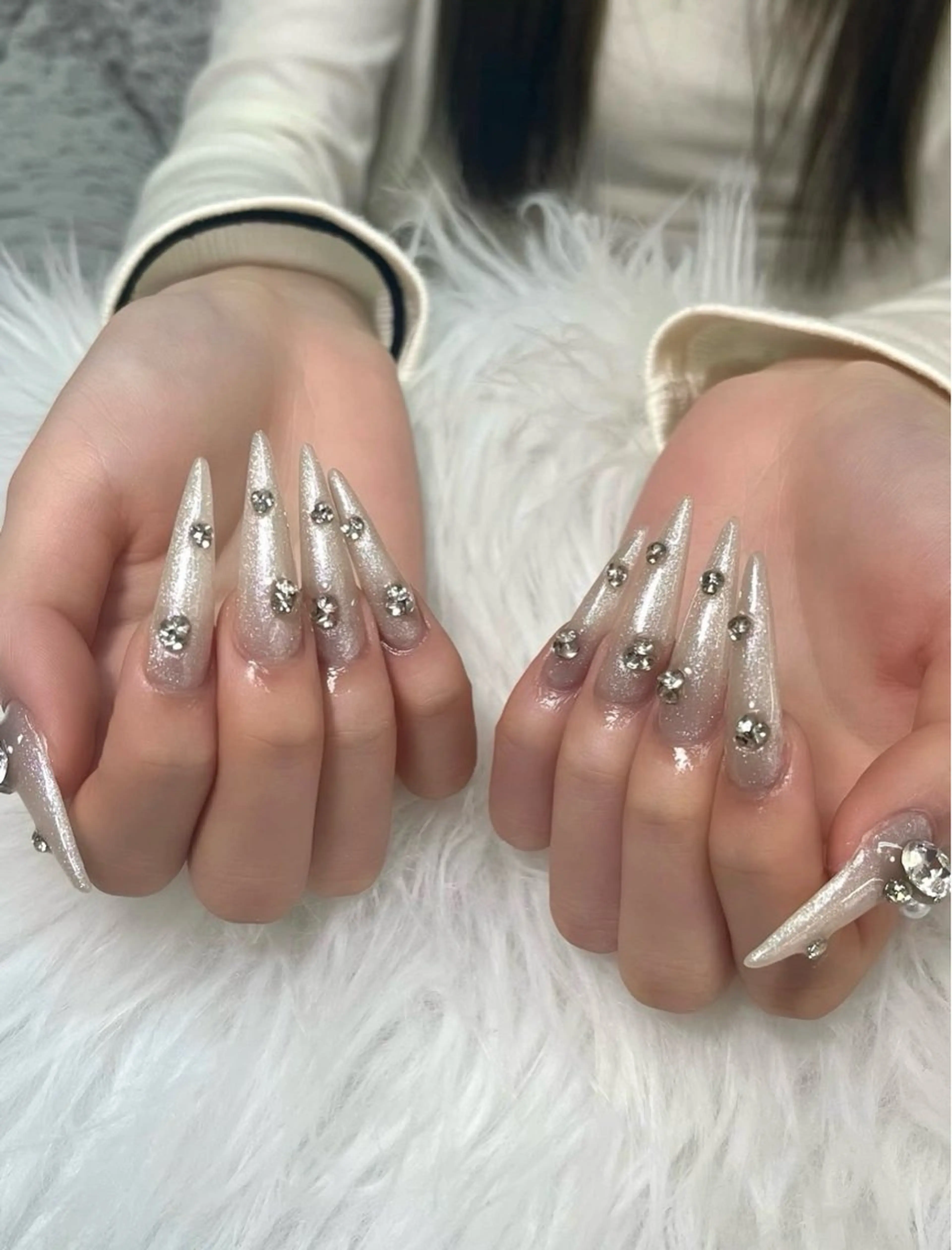 ネイル フットネイル ジェルネイル キラキラネイル 韓国ネイル マグネットネイル ハンドネイル TIDY .のネイルデザイン