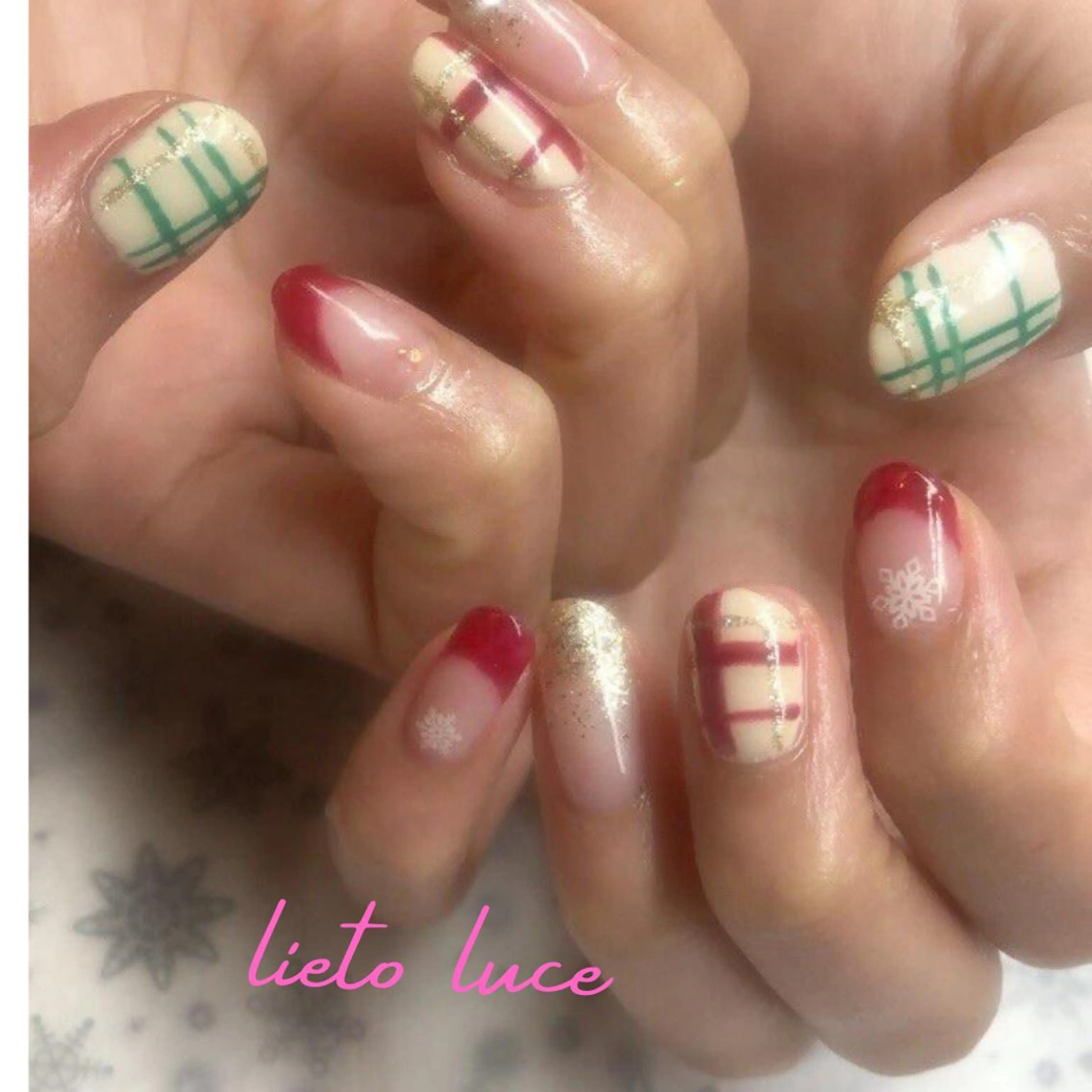 ネイル アートネイル 冬ネイル クリスマス ハンドネイル lieto luce Yukaのネイルデザイン