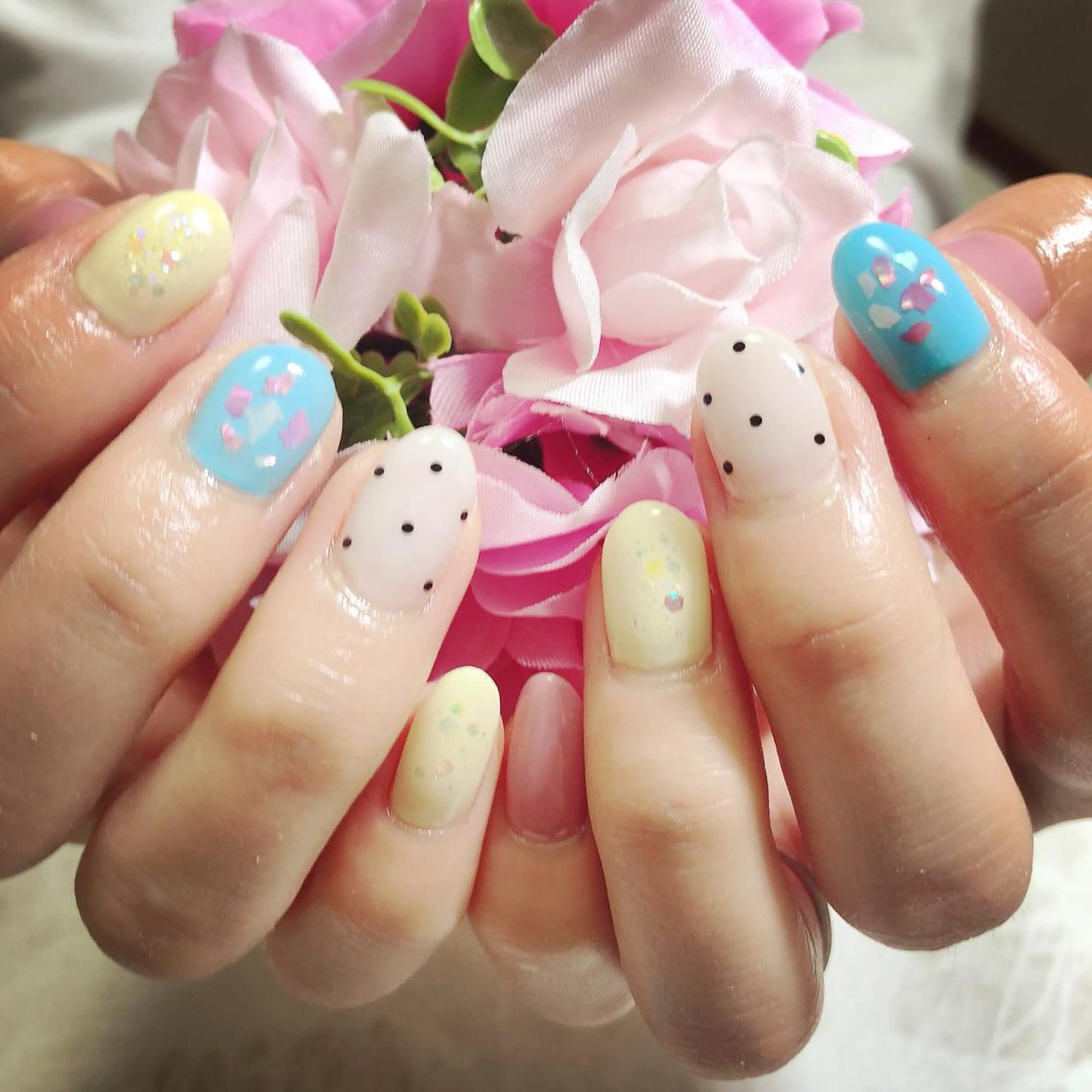 ネイル ハンドネイル フットネイル Lokahi NAILのネイルデザイン