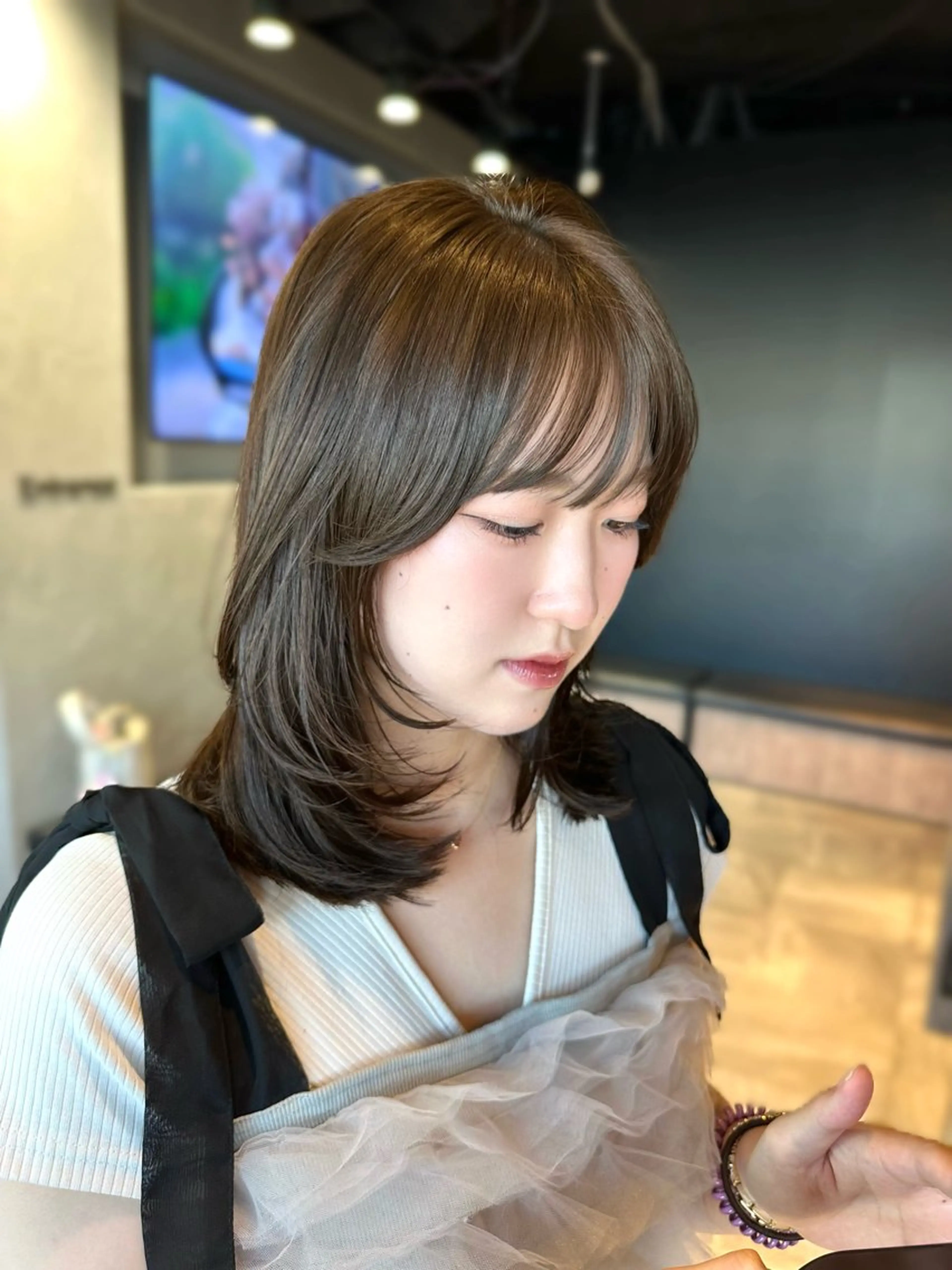 ミディアム カラー カット ヘアカラー ヘアセット 盛れる顔周り /透明感/かりん🎀のヘアスタイル