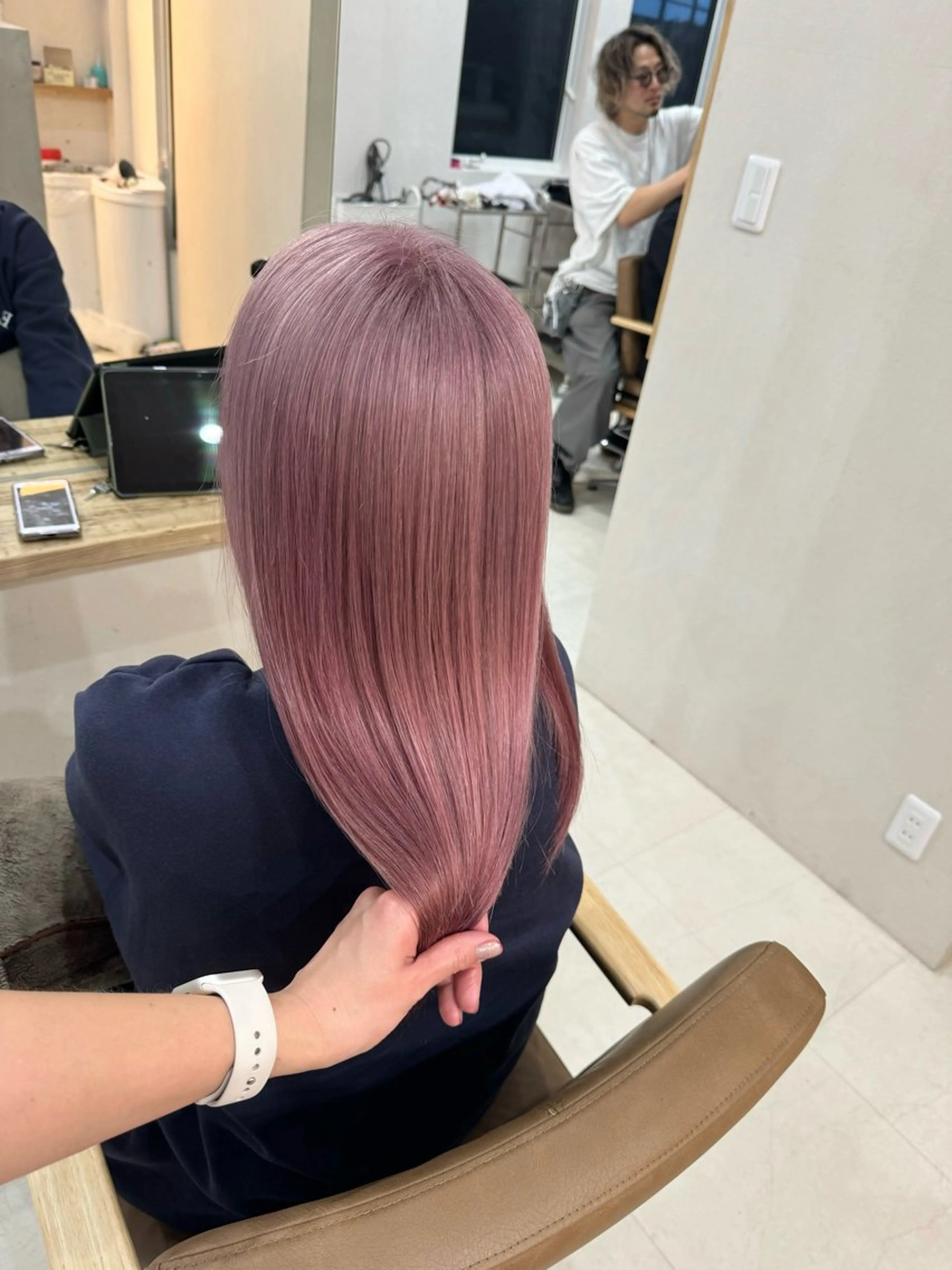 ロング ヘアカラー アルーナビューティデザイン所属・鈴木 妃帆未のヘアスタイル