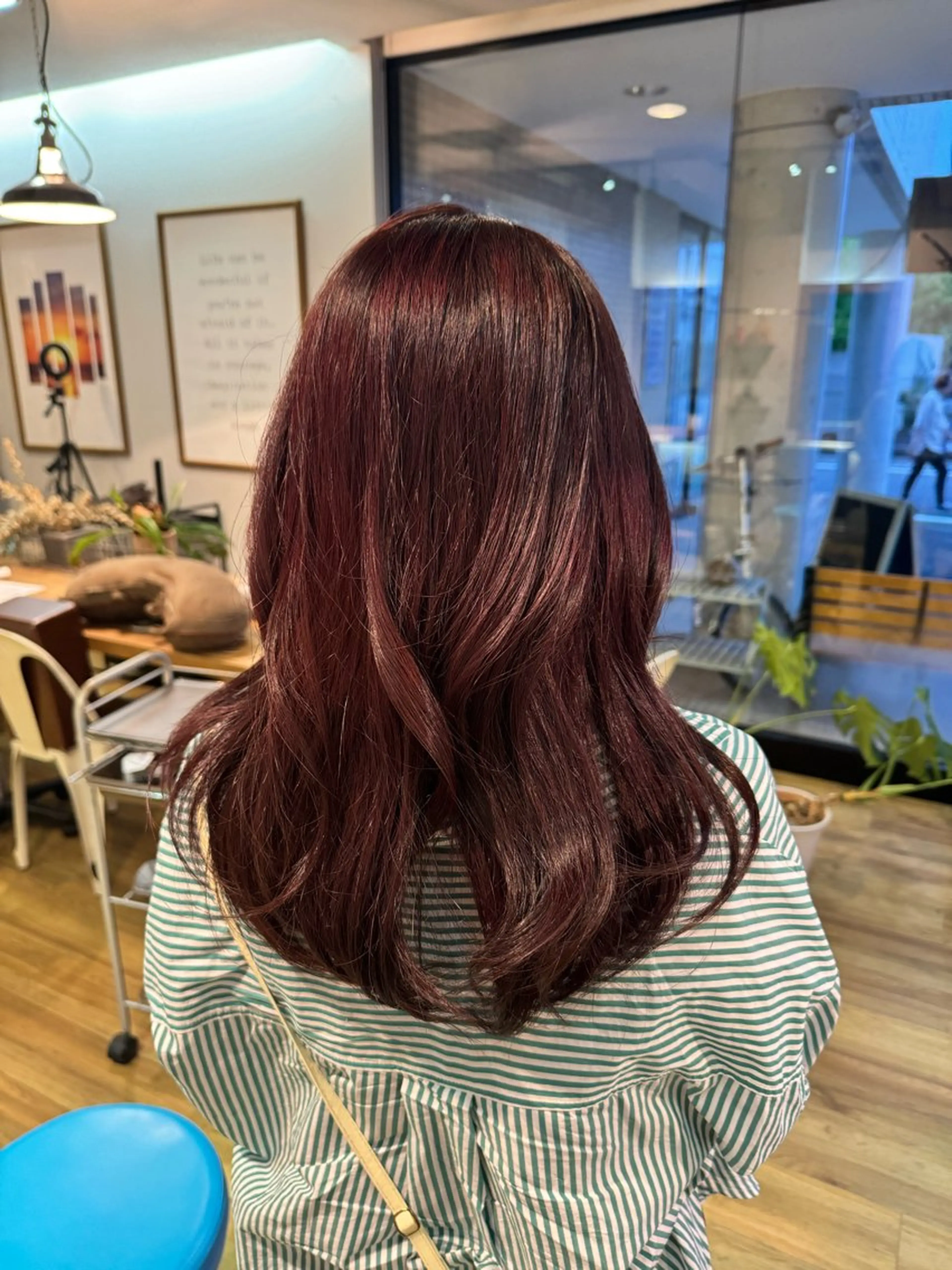 ロング カラー ピンクカラー ヘアカラー トリートメント ツキダテ ユイのヘアスタイル