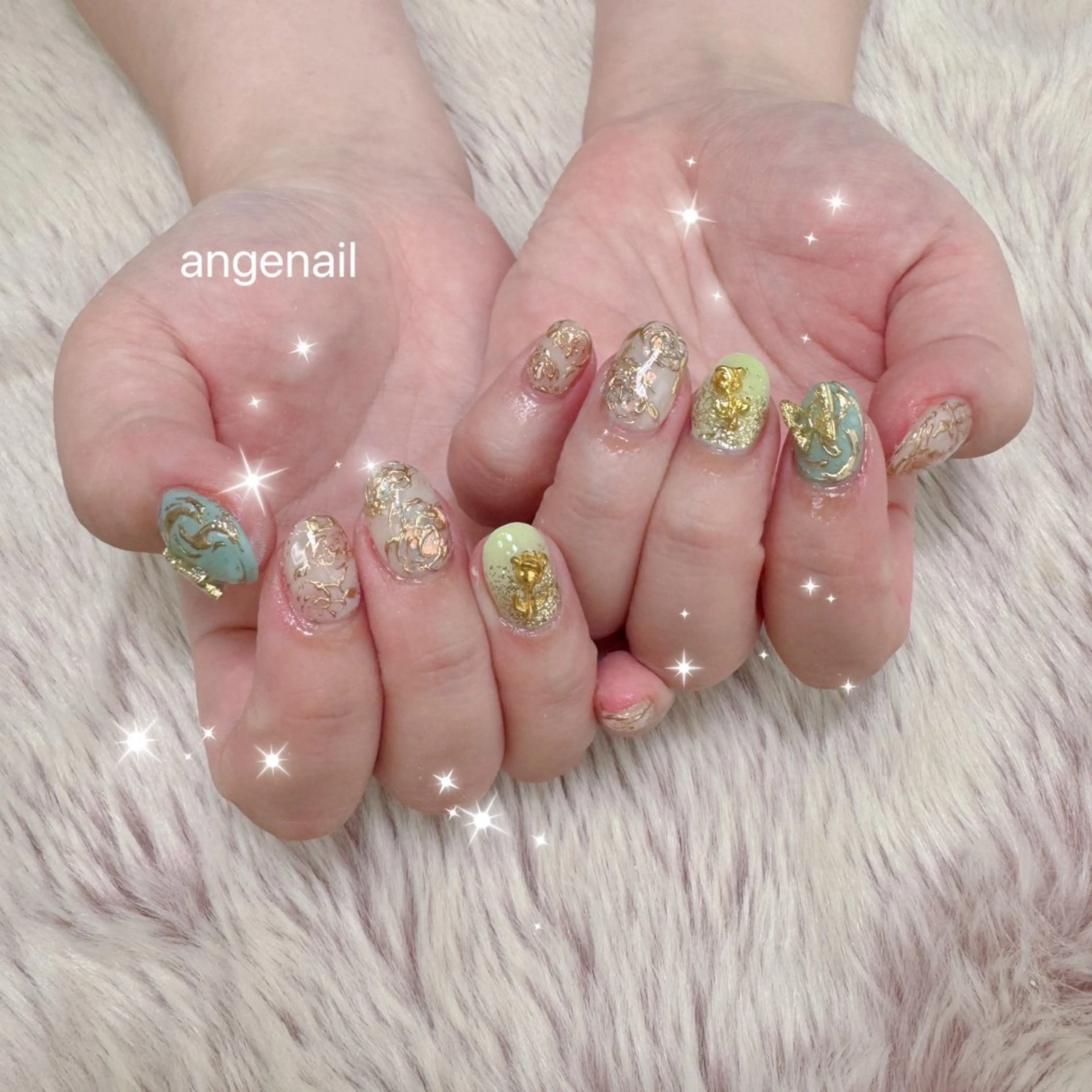 ネイル ハンドネイル オーナーネイリスト MAKIのネイルデザイン