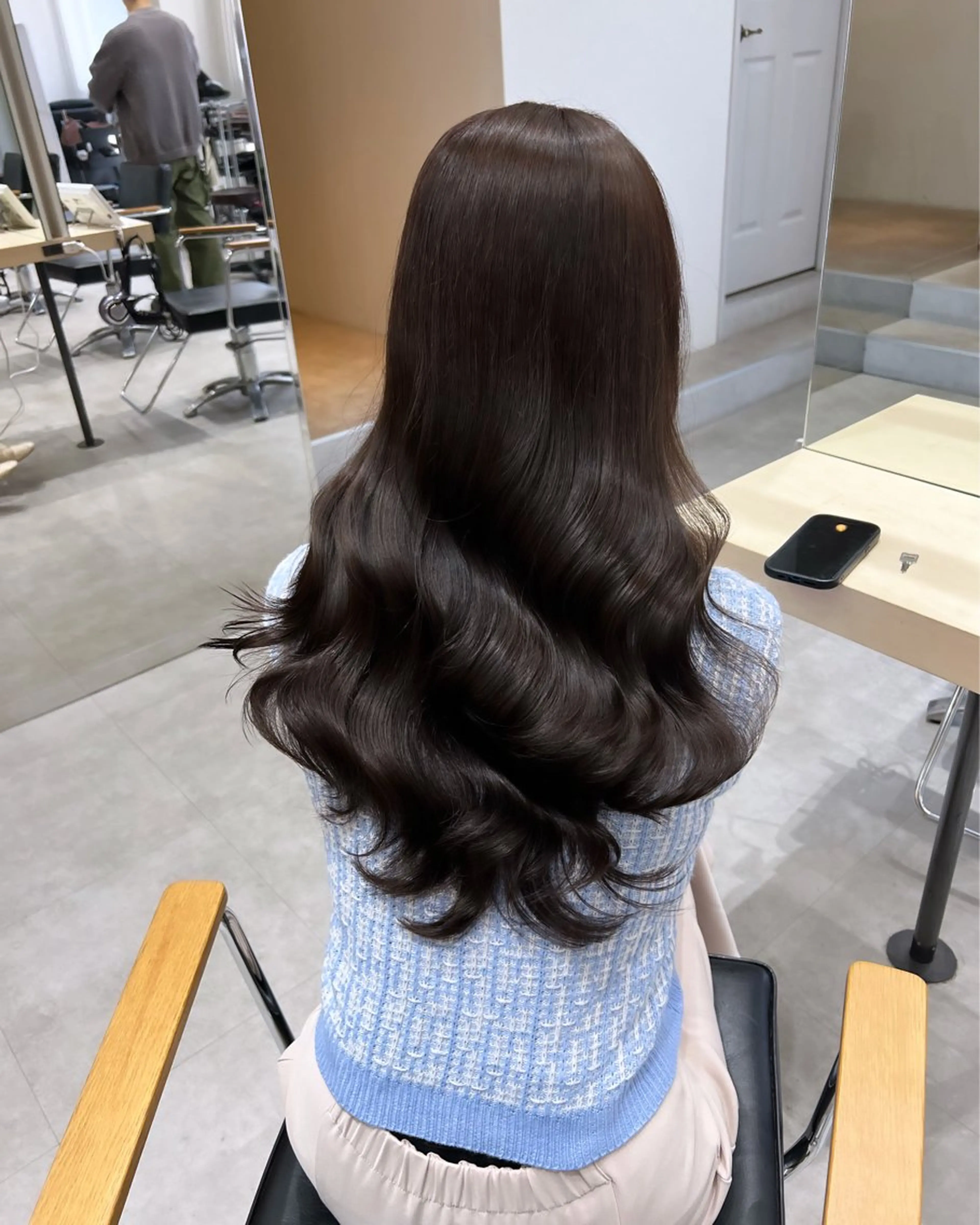 ロング カラー 松下 奈央のヘアスタイル