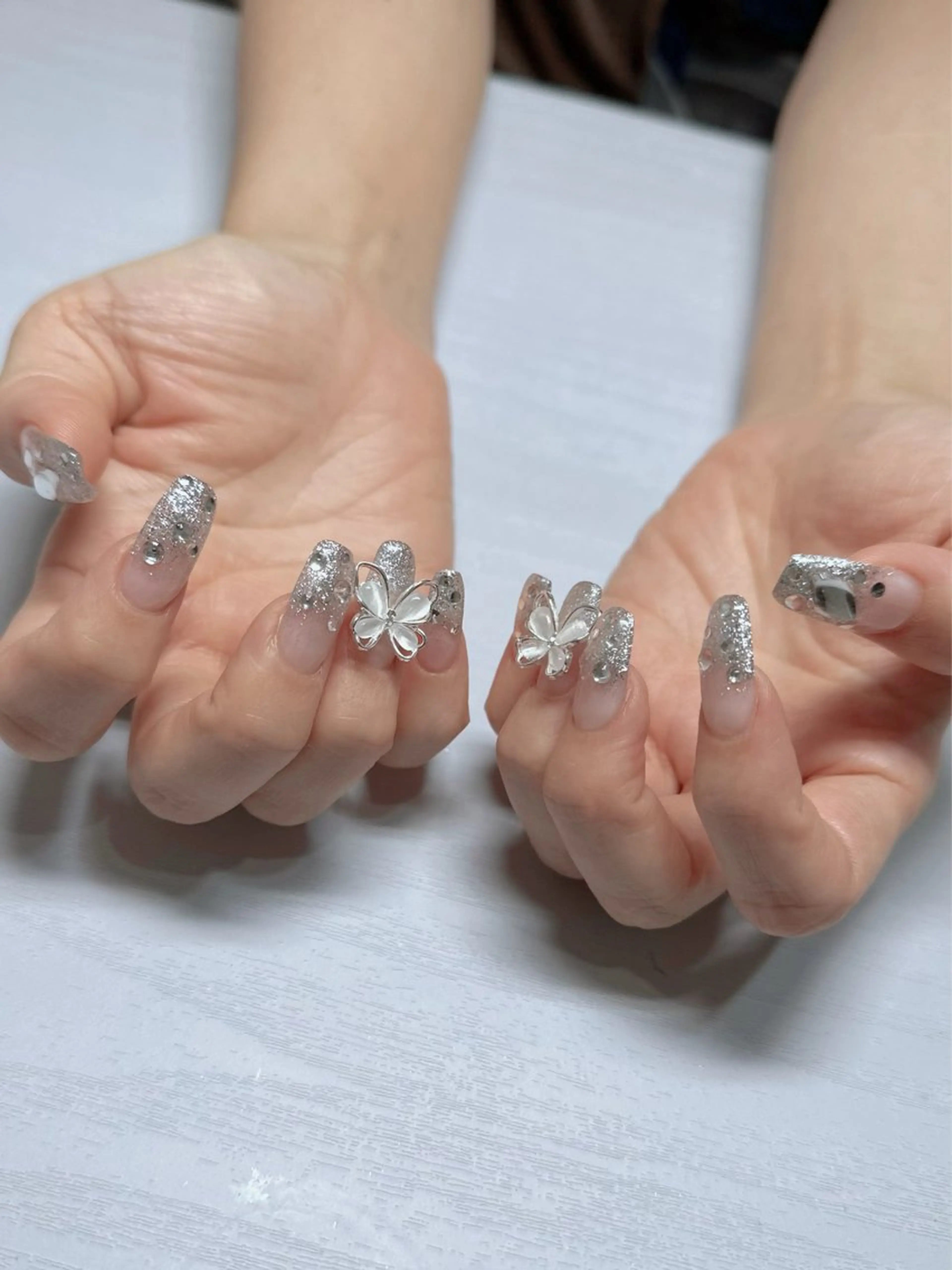 ネイル ラメ(グリッター) ラメグラデーション スカルプネイル ｎｙａｓｕ ｎａｉｌのネイルデザイン