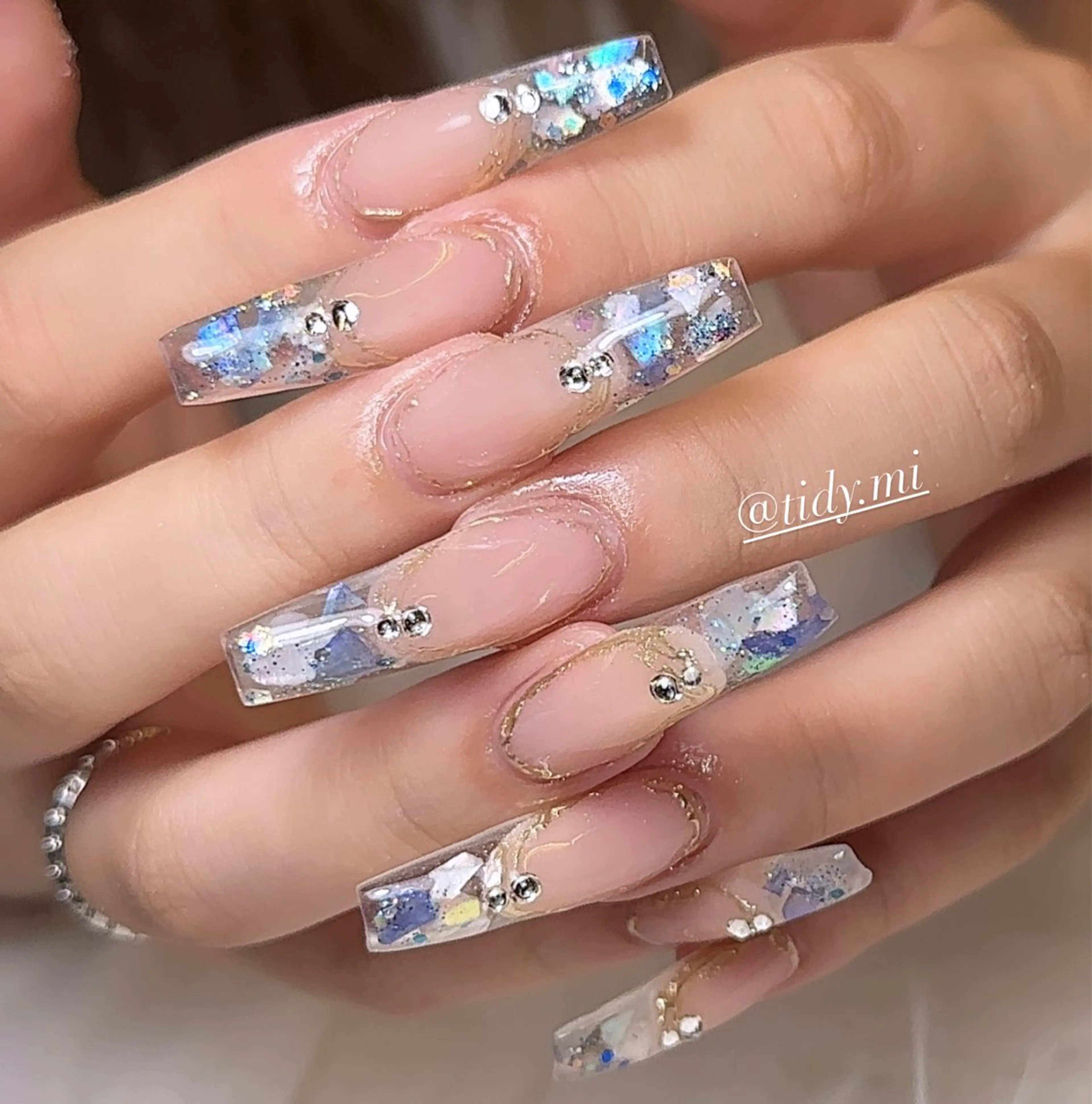 ネイル スカルプネイル TIDY M&Mのネイルデザイン