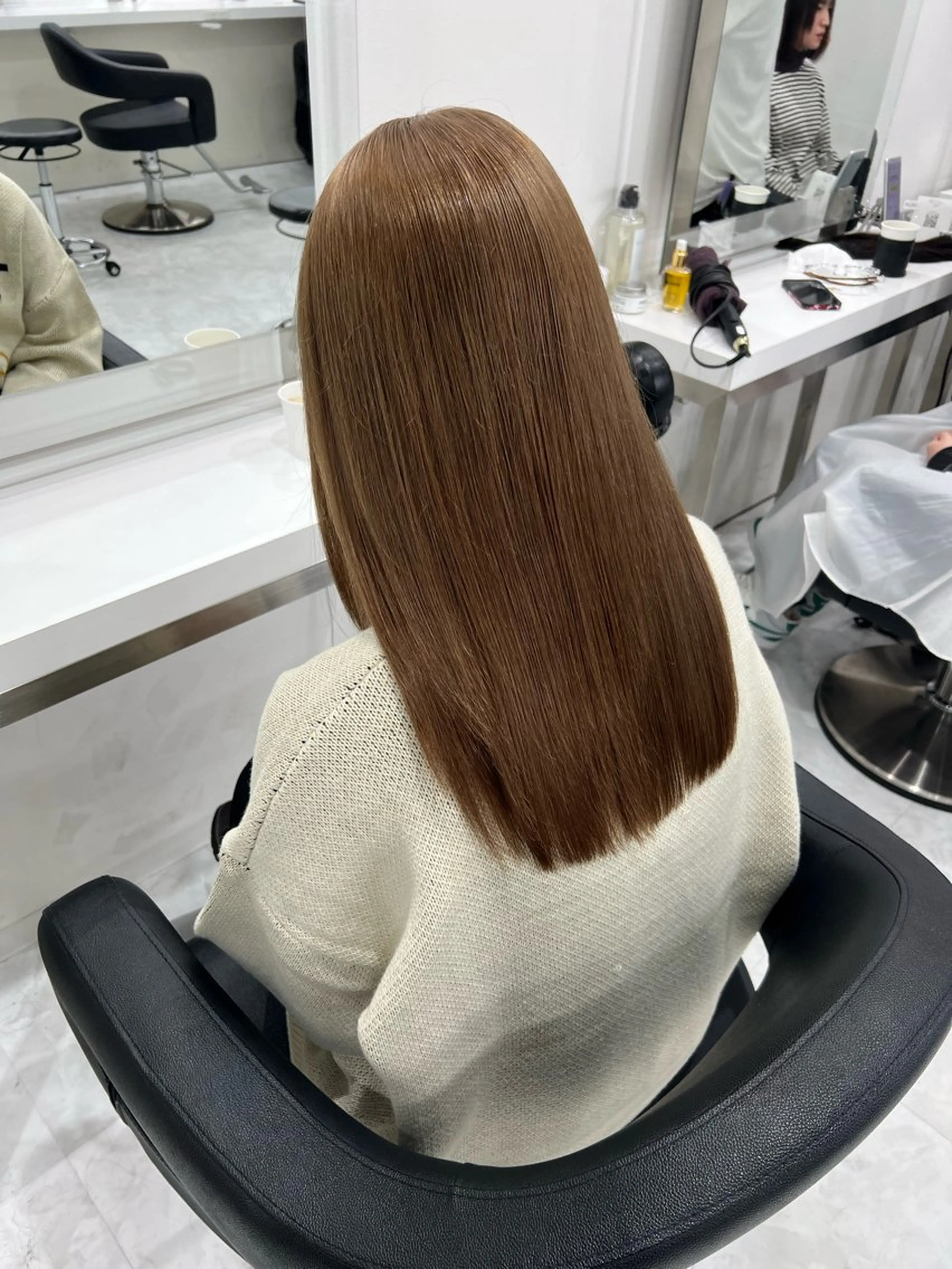 ロング カラー ブリーチ ダブルカラー オリーブカラー🫒 レイヤーカット✂︎のヘアスタイル