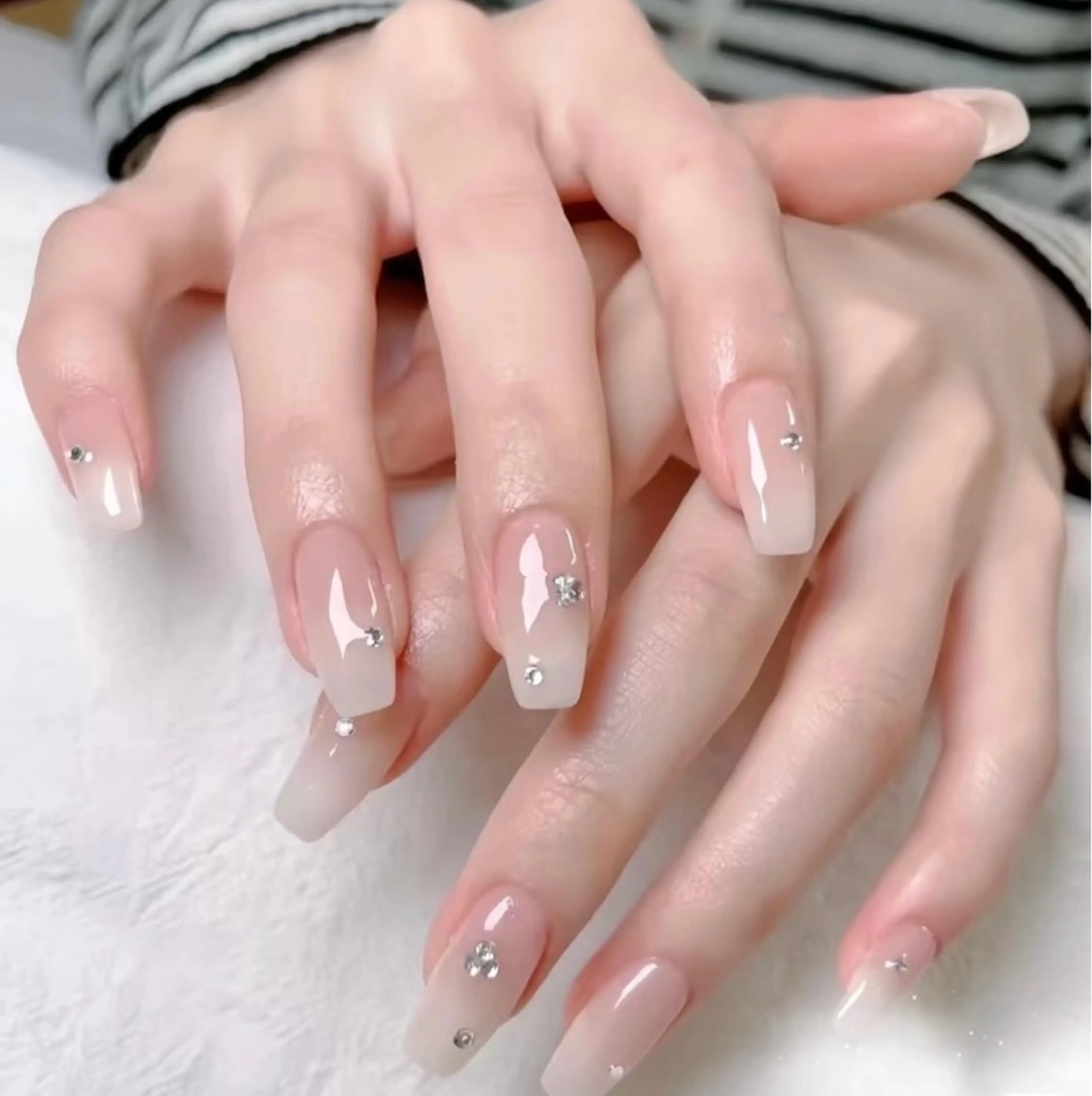 ネイル シンプルネイル seventeen  nail所属・S nailのネイルデザイン