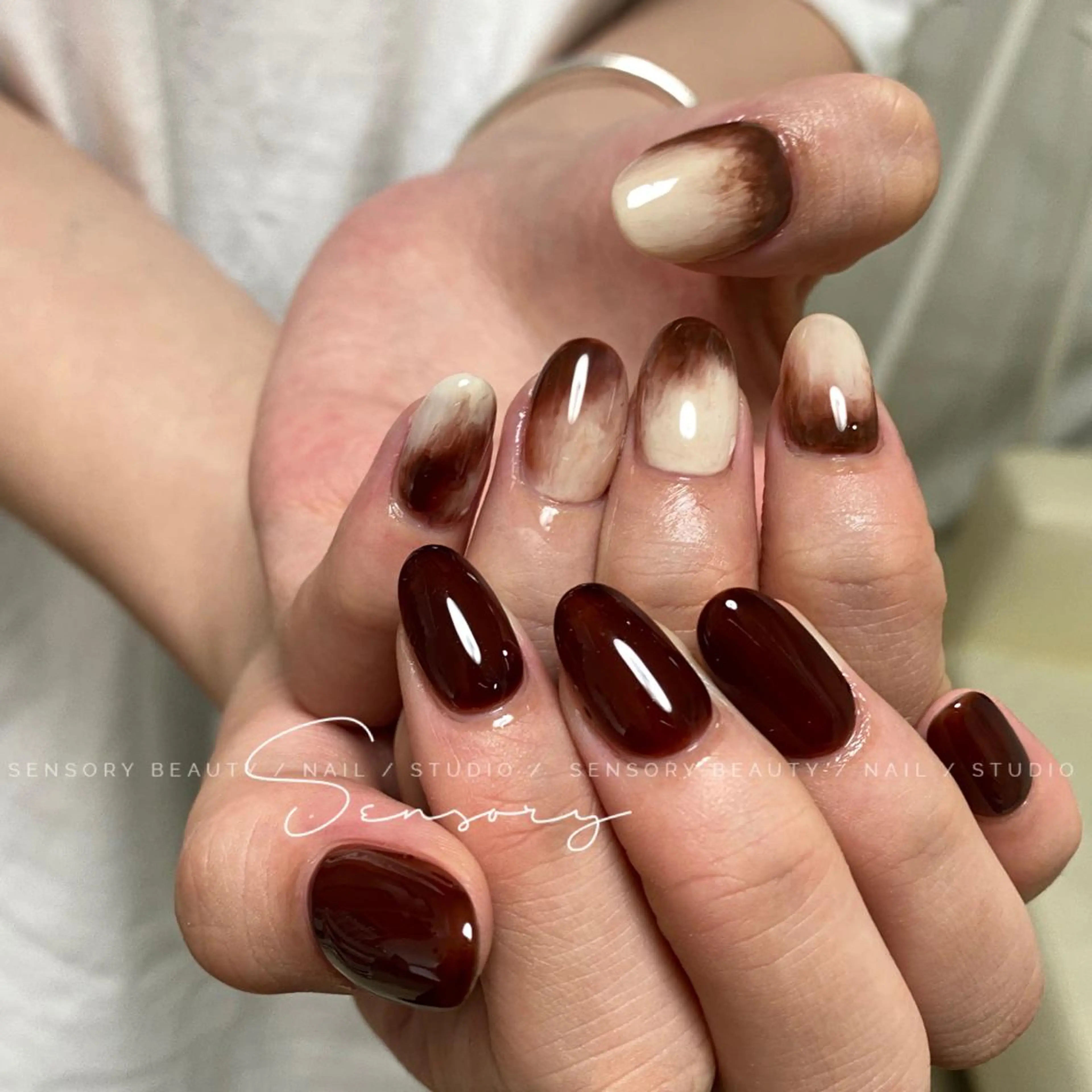 ネイル ジョ ジョのネイルデザイン