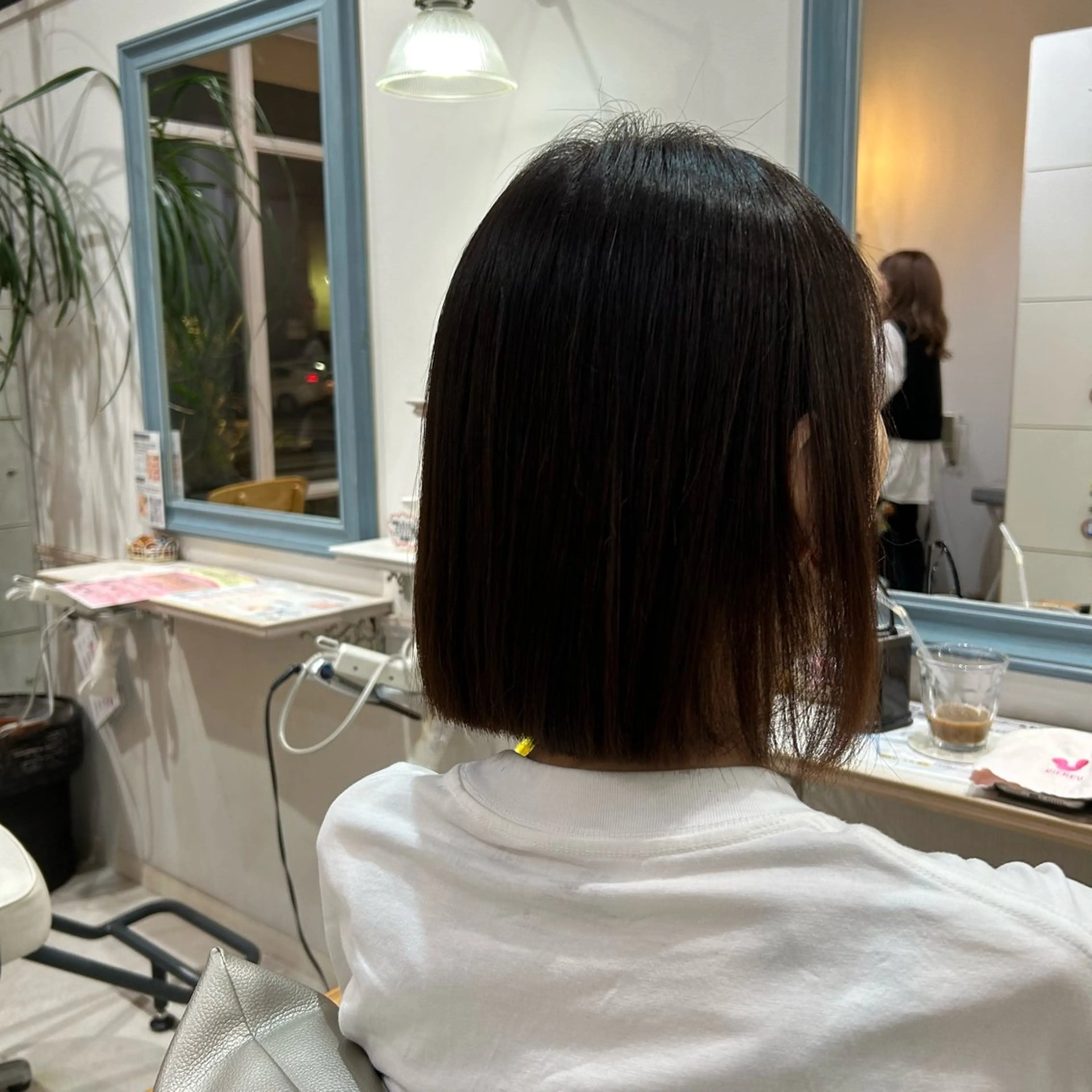 ミディアム ボブ 縮毛矯正 小鹿 珠希のヘアスタイル