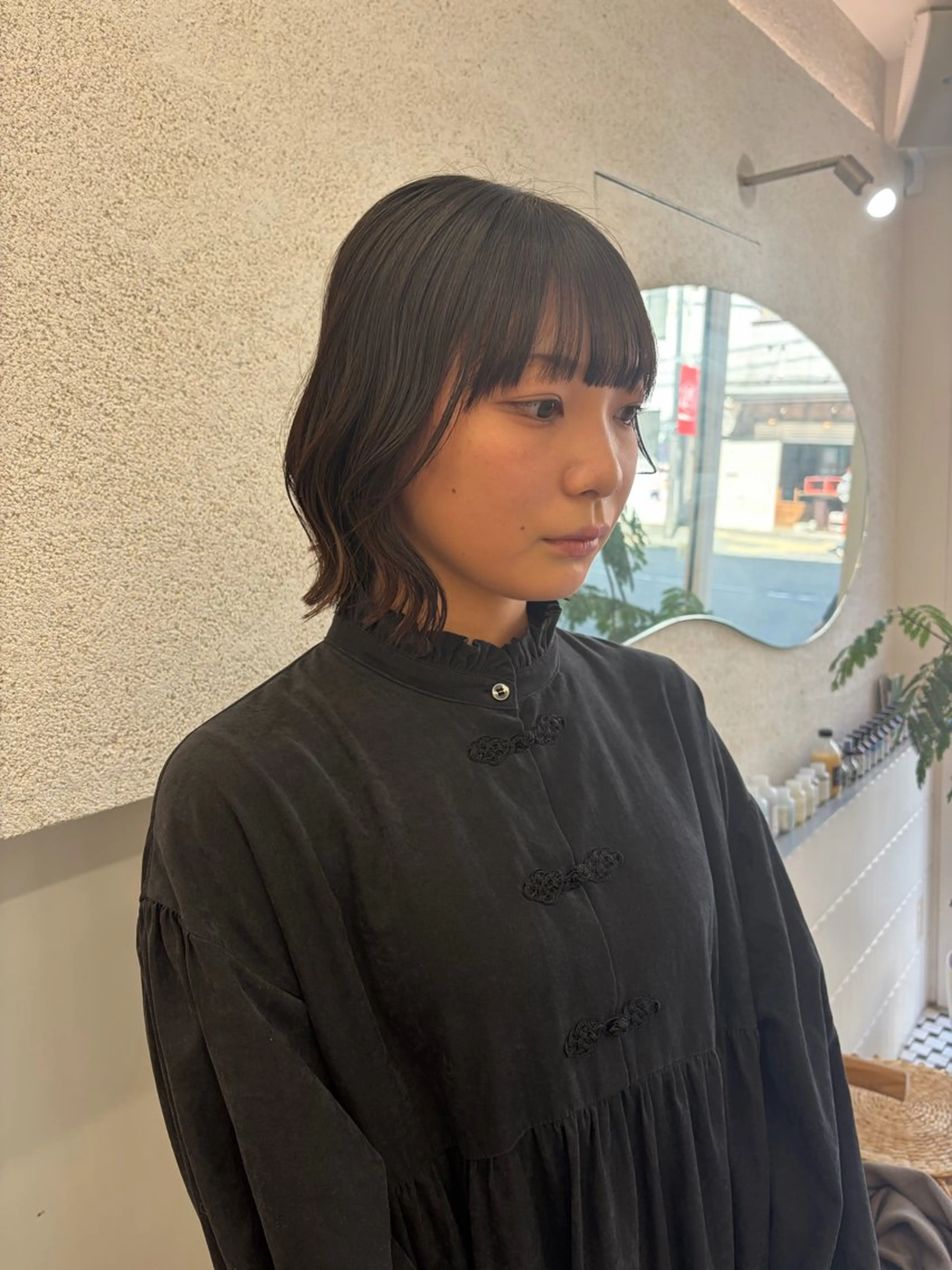 ショート カット リン🔔ボブ cut 柔らかベージュ🤎のヘアスタイル