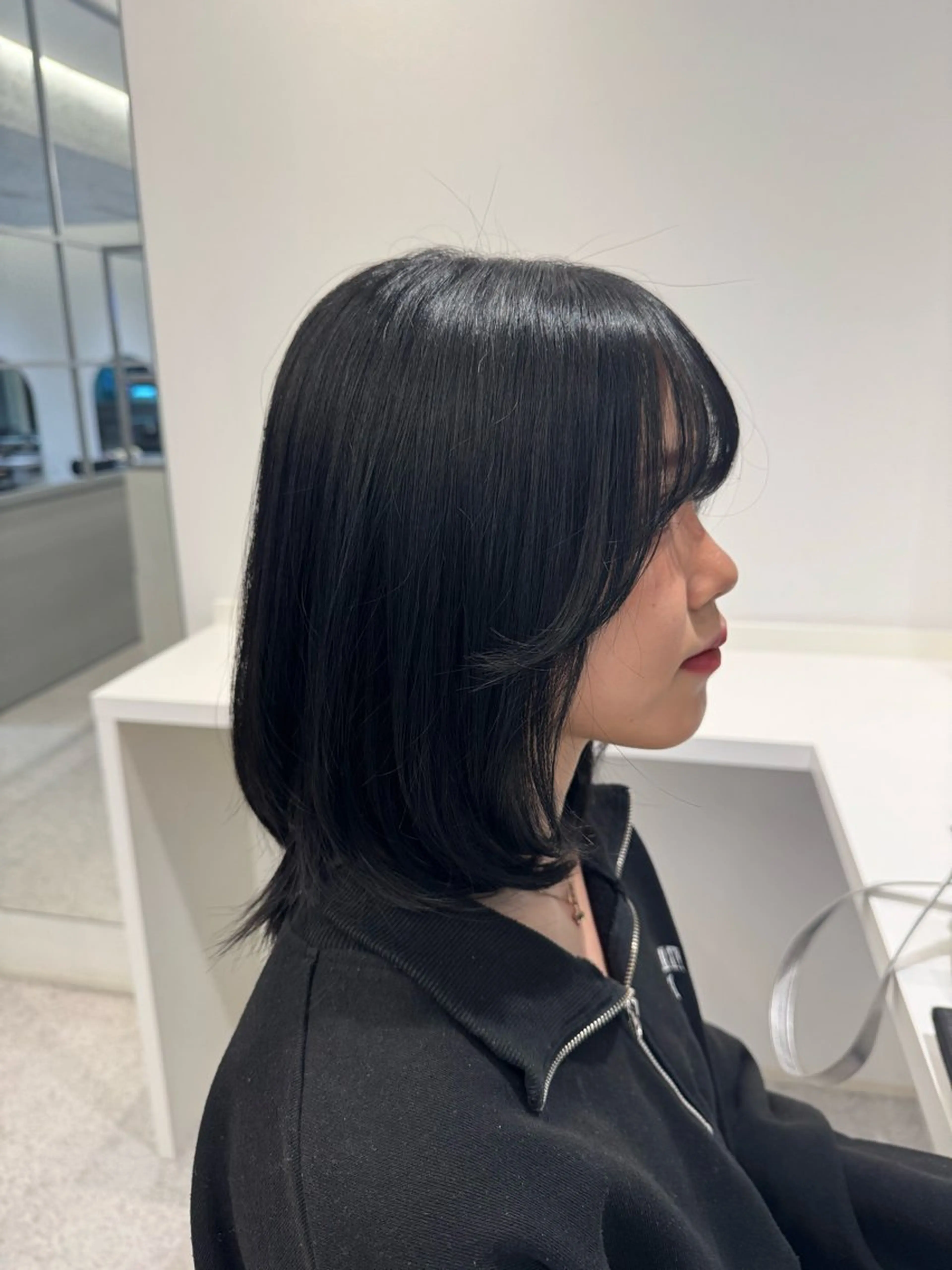 カラー THE SKY所属・水口 友希のヘアスタイル