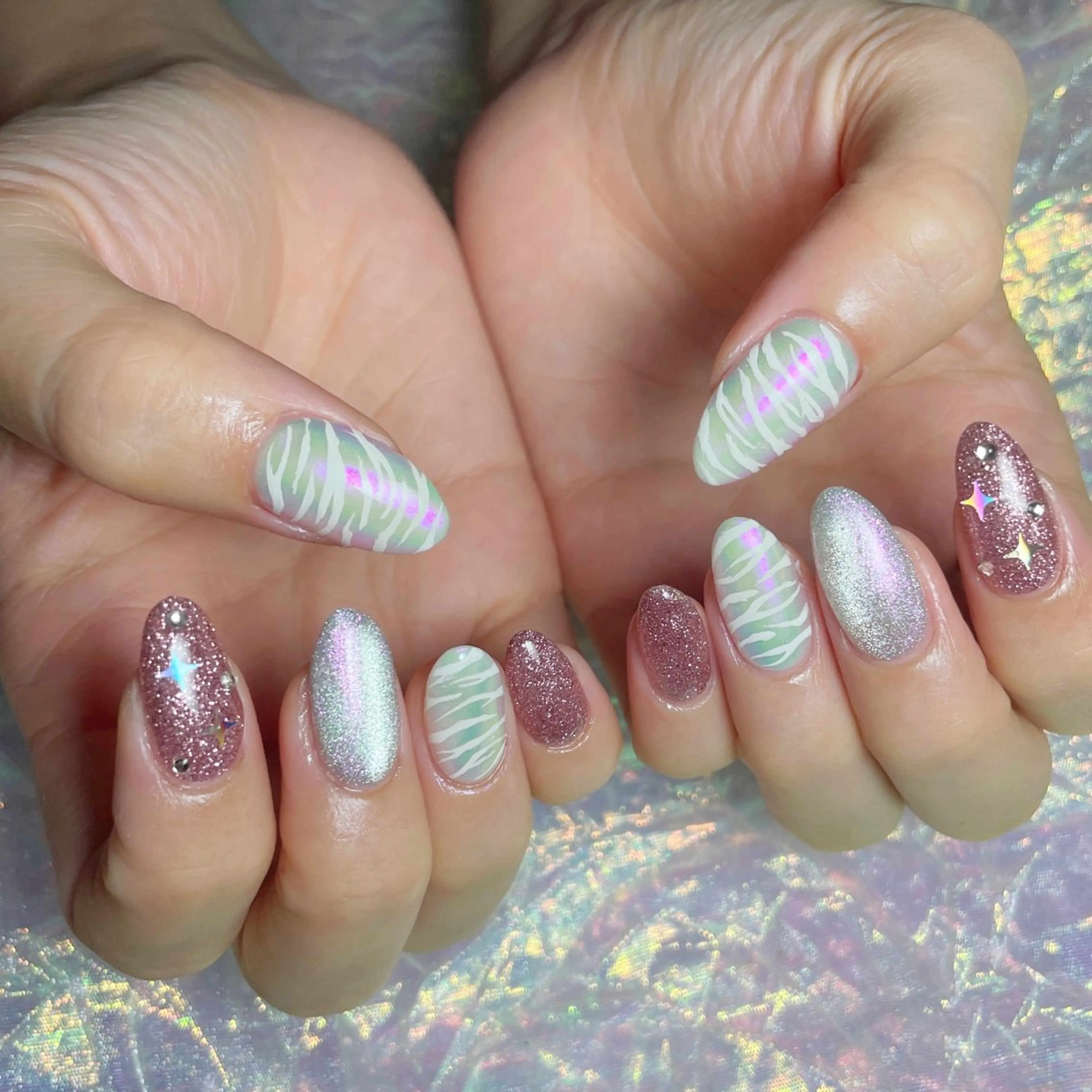 ショート ハンドネイル watanabe miyuuのネイルデザイン