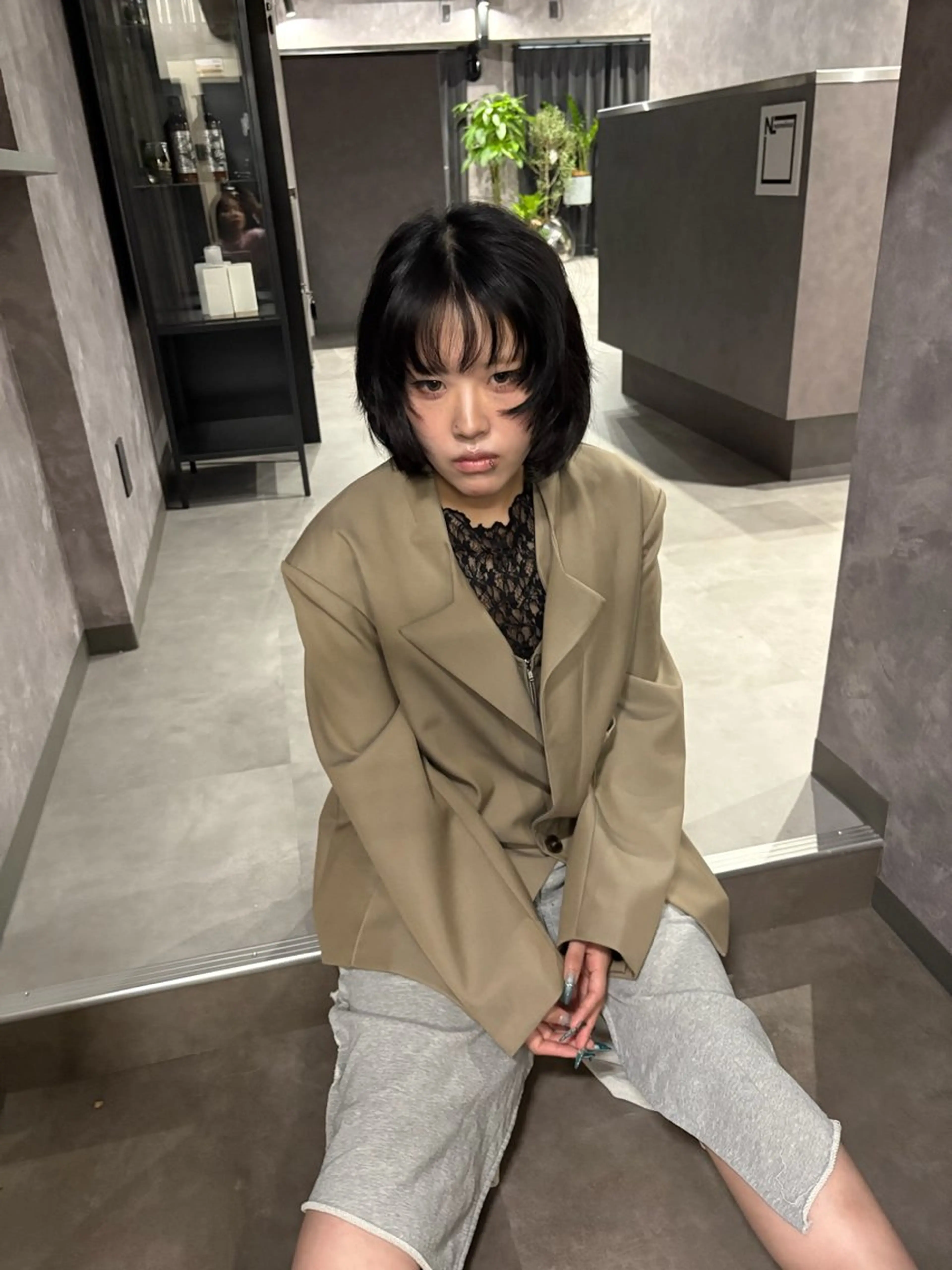 ショート カラー nameless髪質 改善ブリーチ心斎橋のヘアスタイル