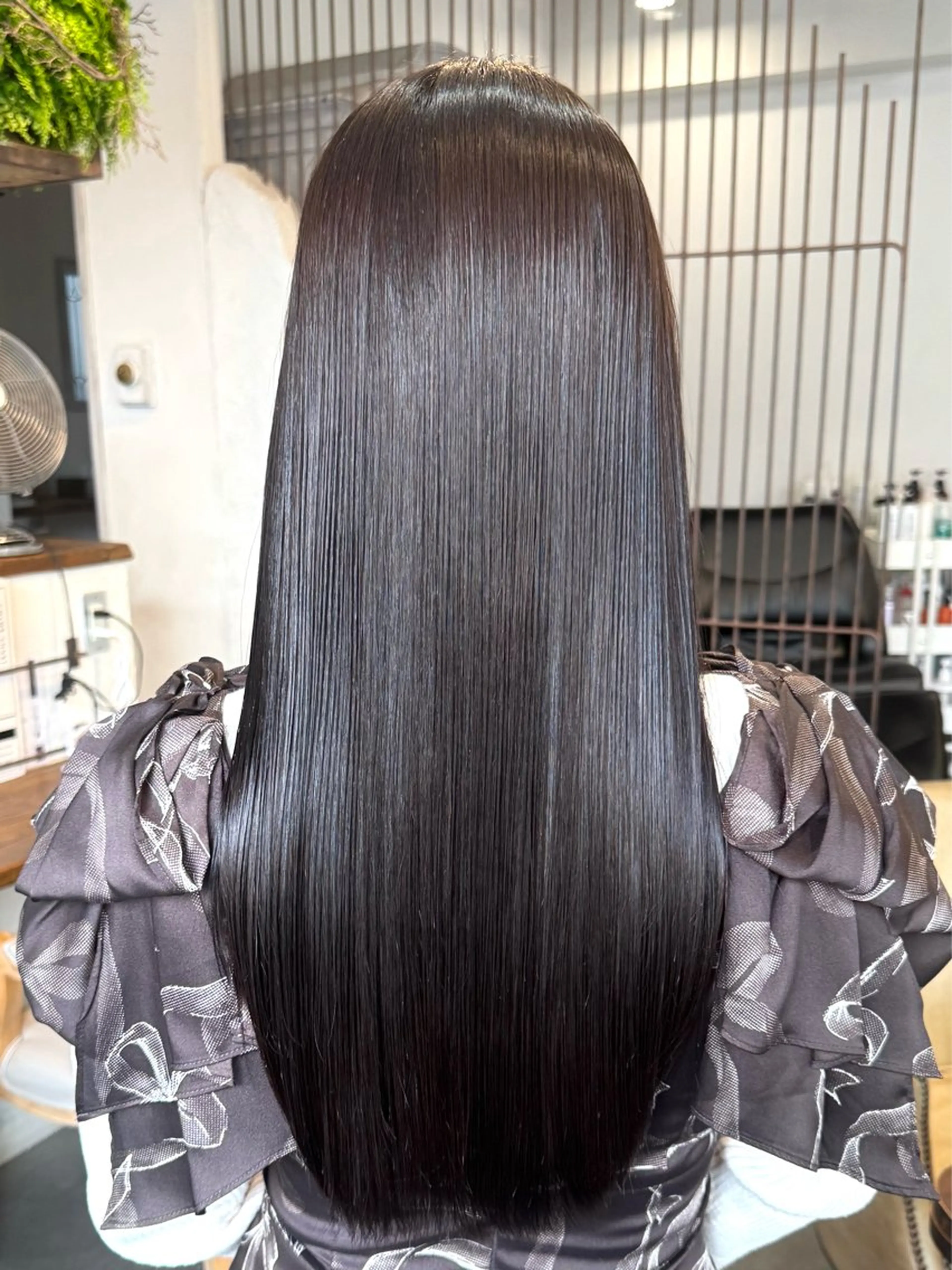 ロング カット 縮毛矯正 トリートメント 🔆髪質改善 透明感 カラー🔆佐々木貴仁のヘアスタイル