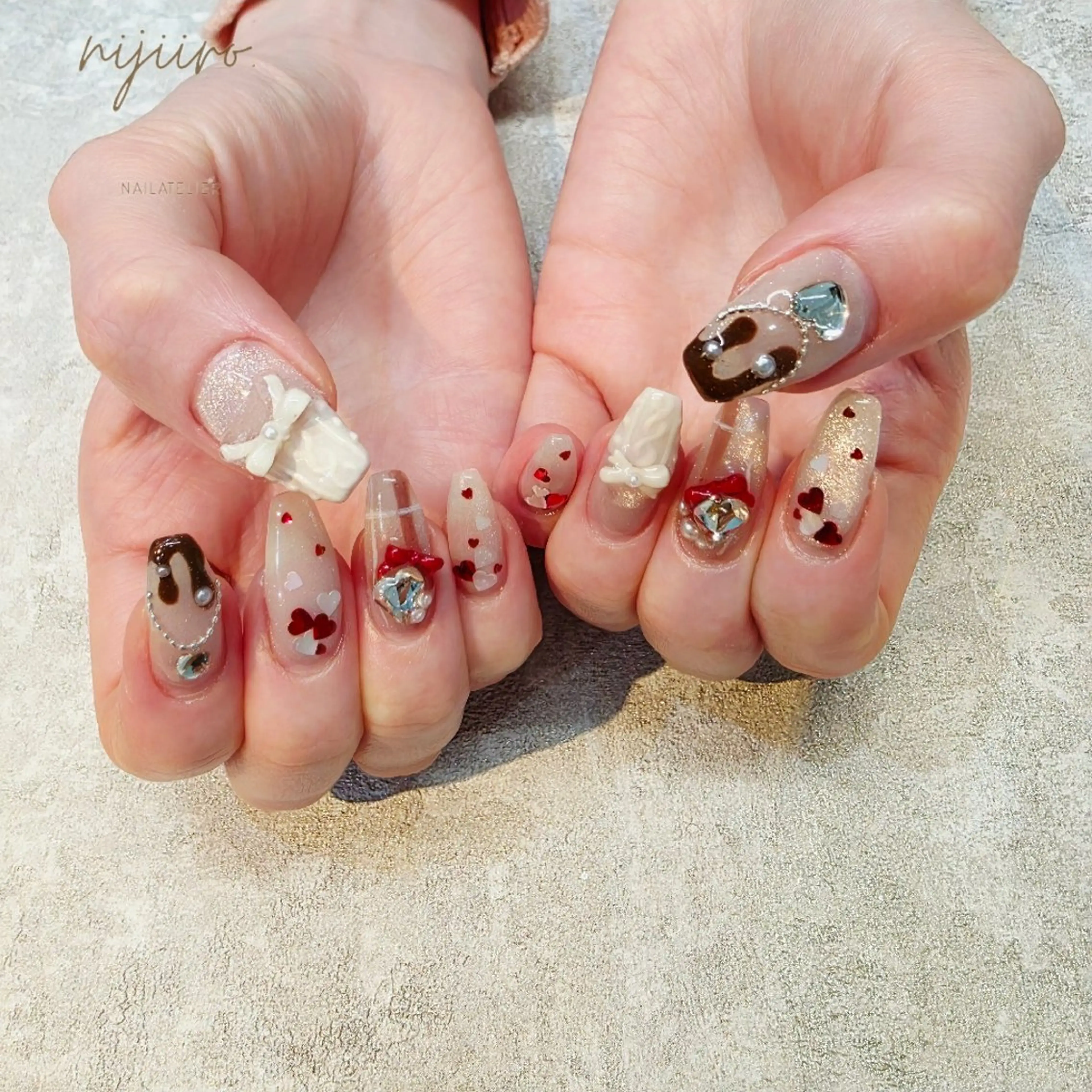 ネイル ハンドネイル nailatelier nijiiro.所属・nijiiro🌈 サトウのネイルデザイン