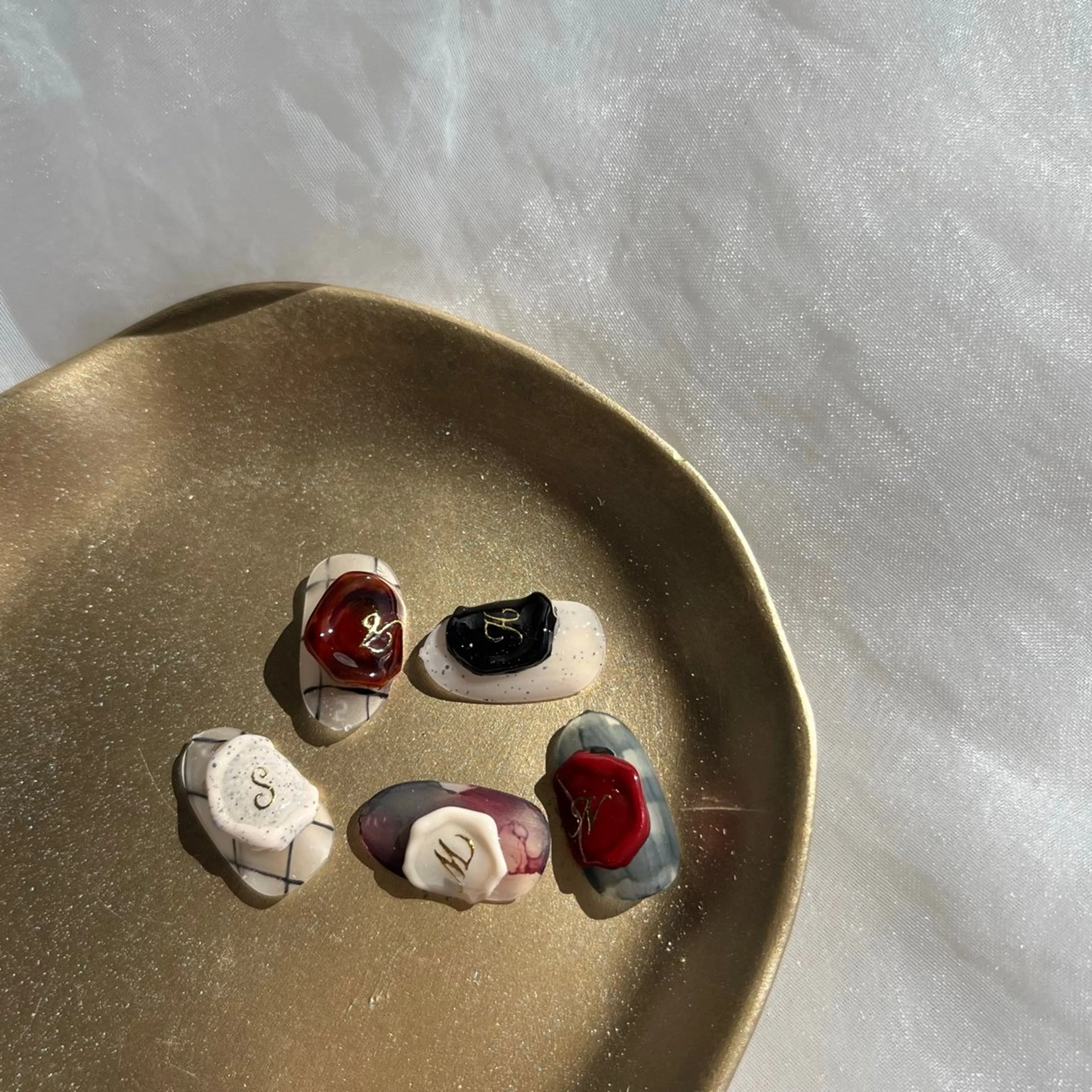 ネイル ハンドネイル atelier alle.のネイルデザイン