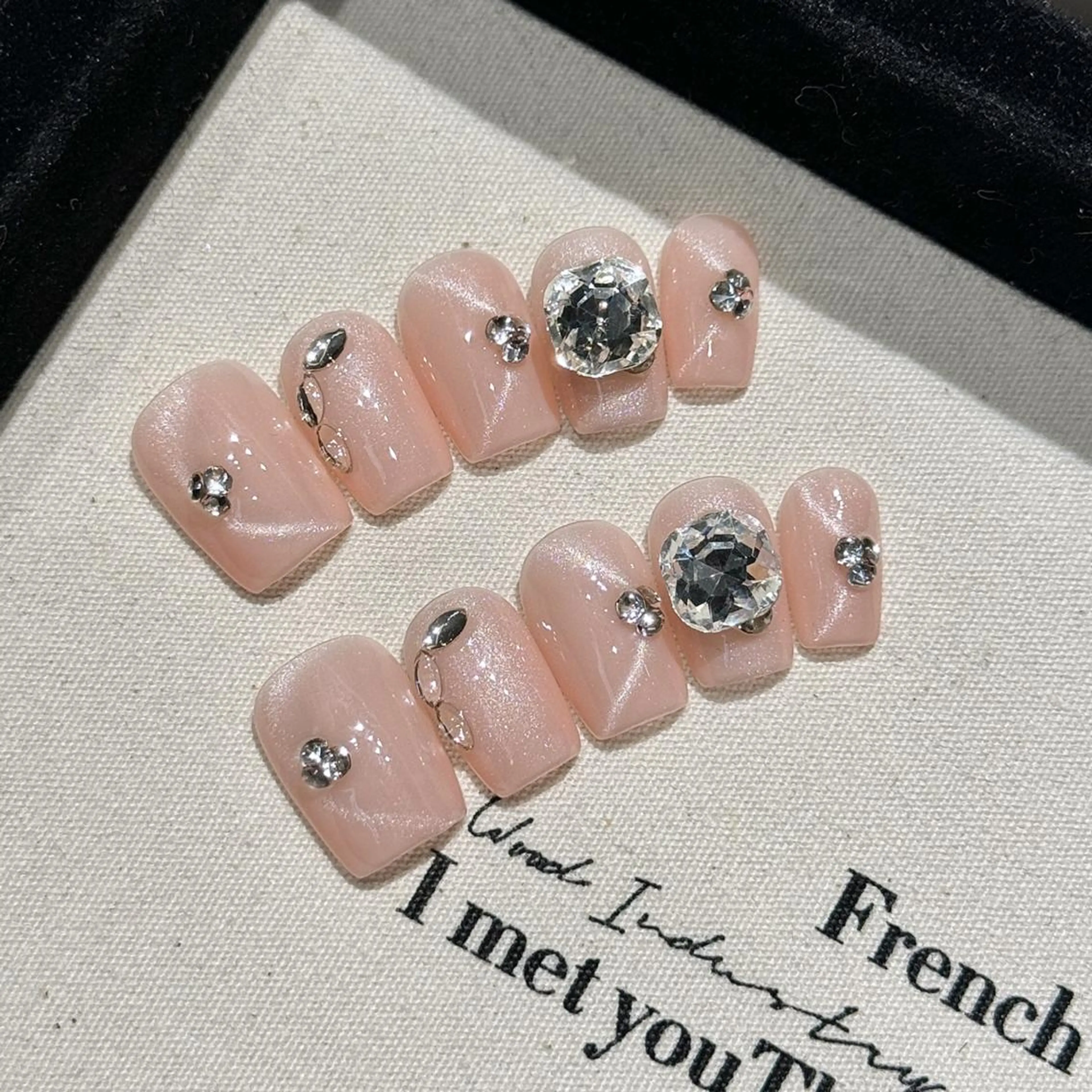 ネイル ジェルネイル スカルプネイル ネイルチップ ハンドネイル ハンドケア 🌸柚葉 🌸のネイルデザイン