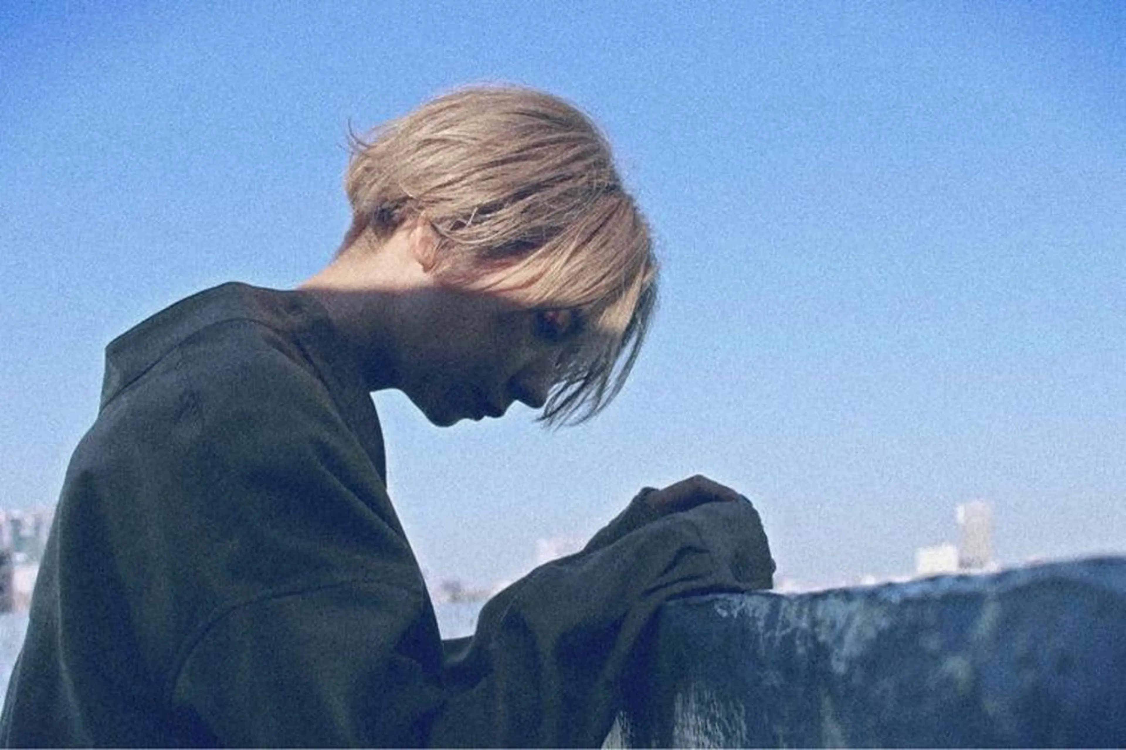 ショート カラー ハイトーン/ウルフ /小澤凌祐🦕のヘアスタイル