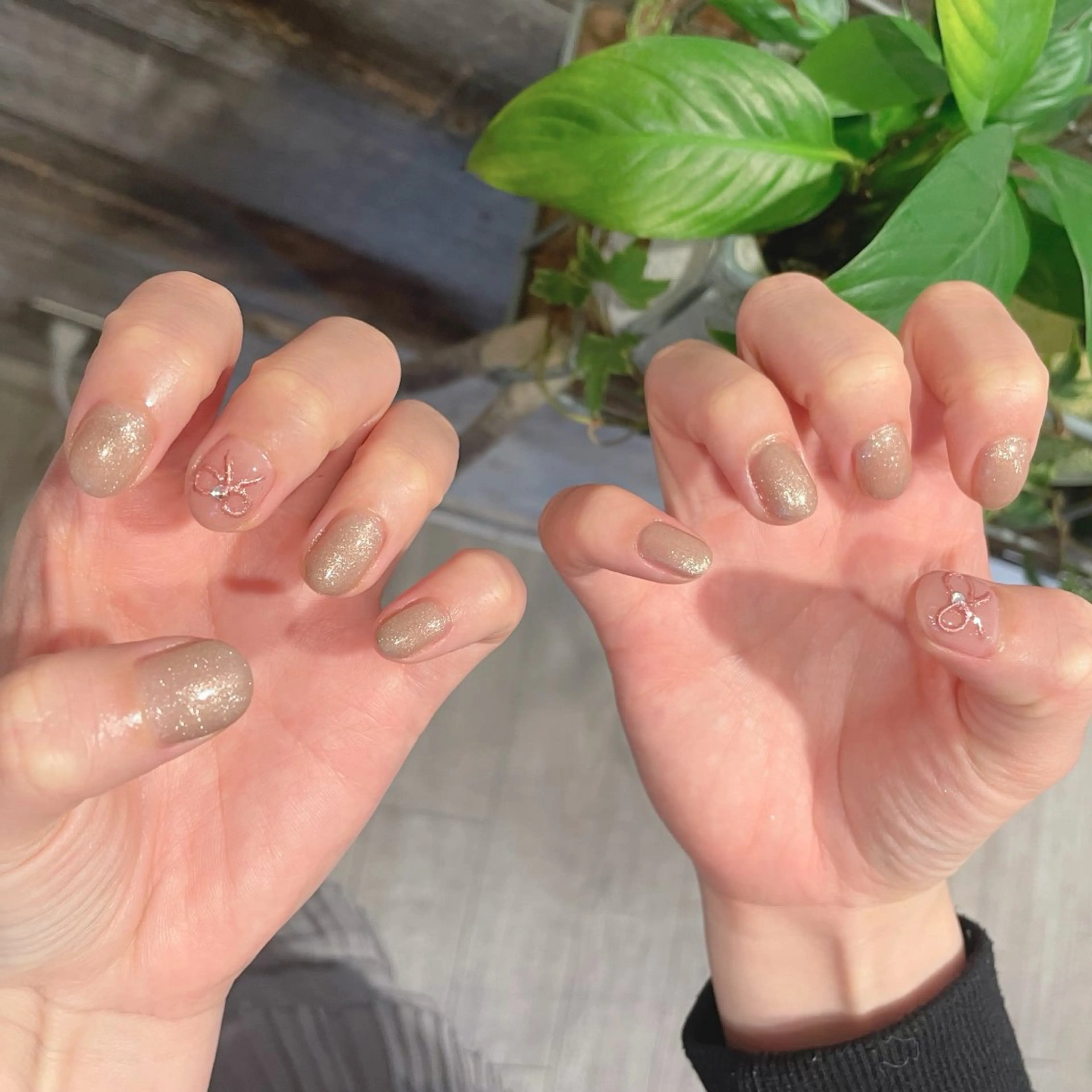 ネイル ワンカラーネイル ハンドネイル CITRON🍊 HARUKAのネイルデザイン