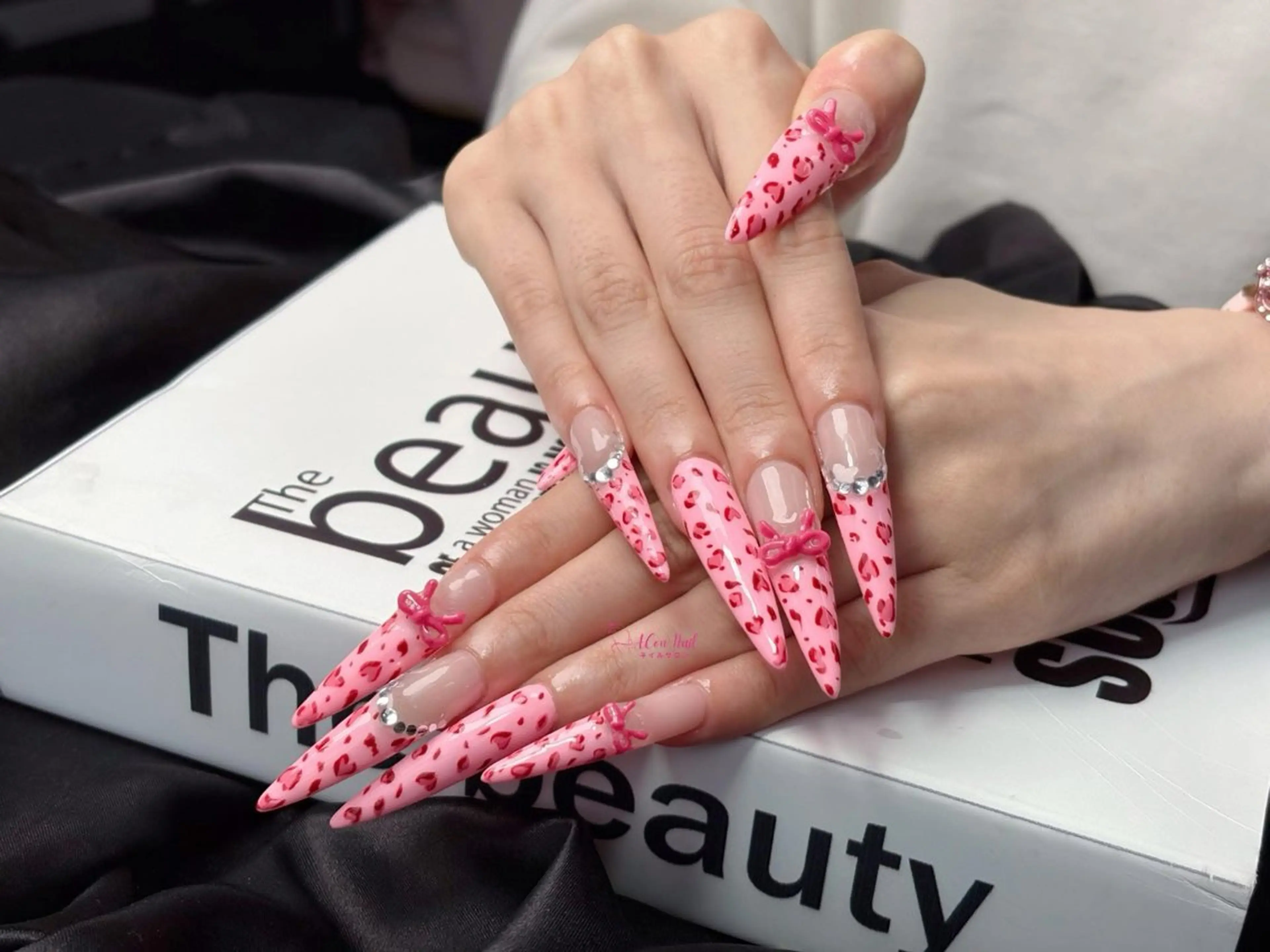 ネイル チークネイル フットネイル フレンチネイル グラデーション 韓国ネイル Ribbonnail salonのネイルデザイン