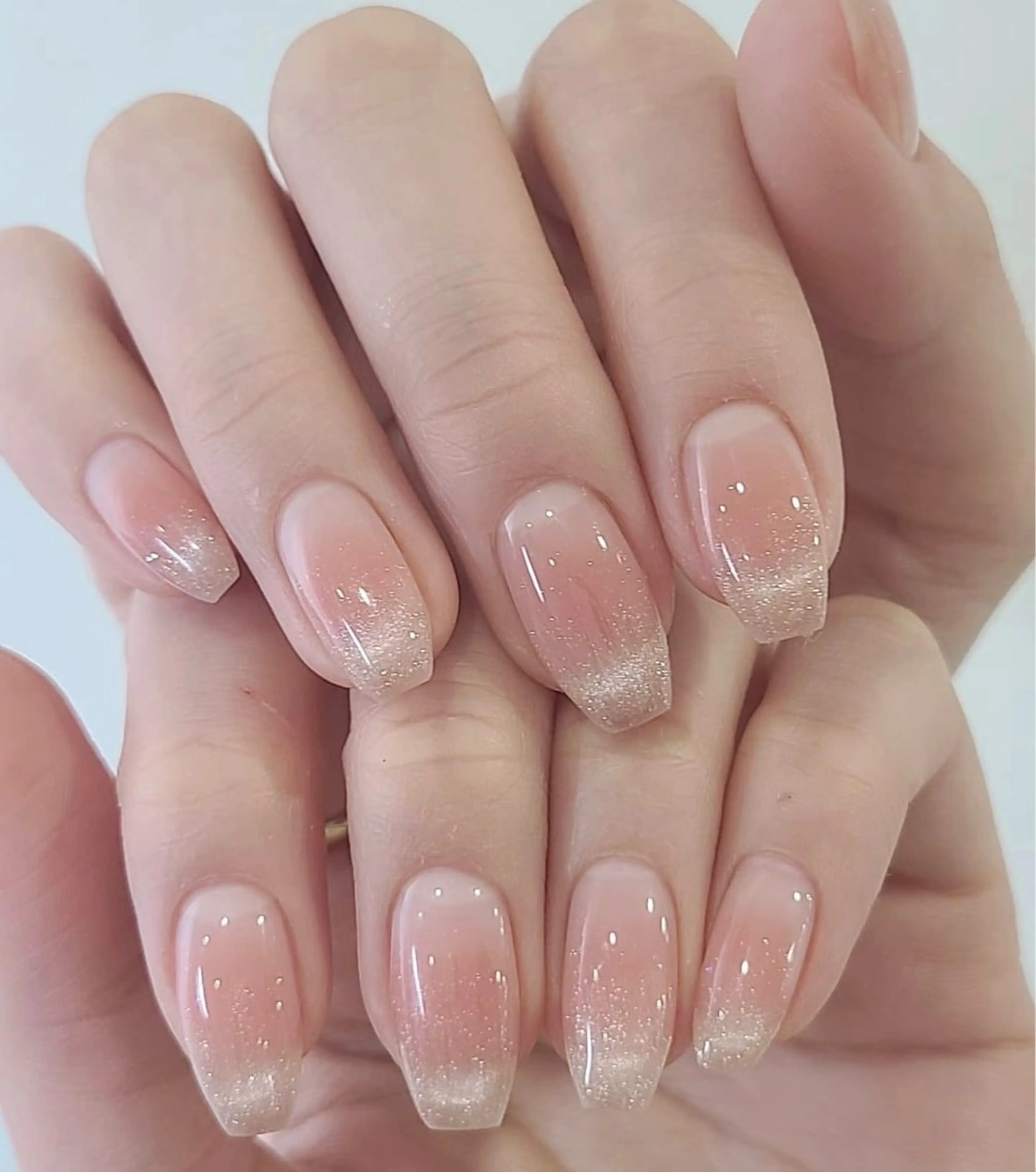 ネイル R's  Nail所属・LI KOのネイルデザイン