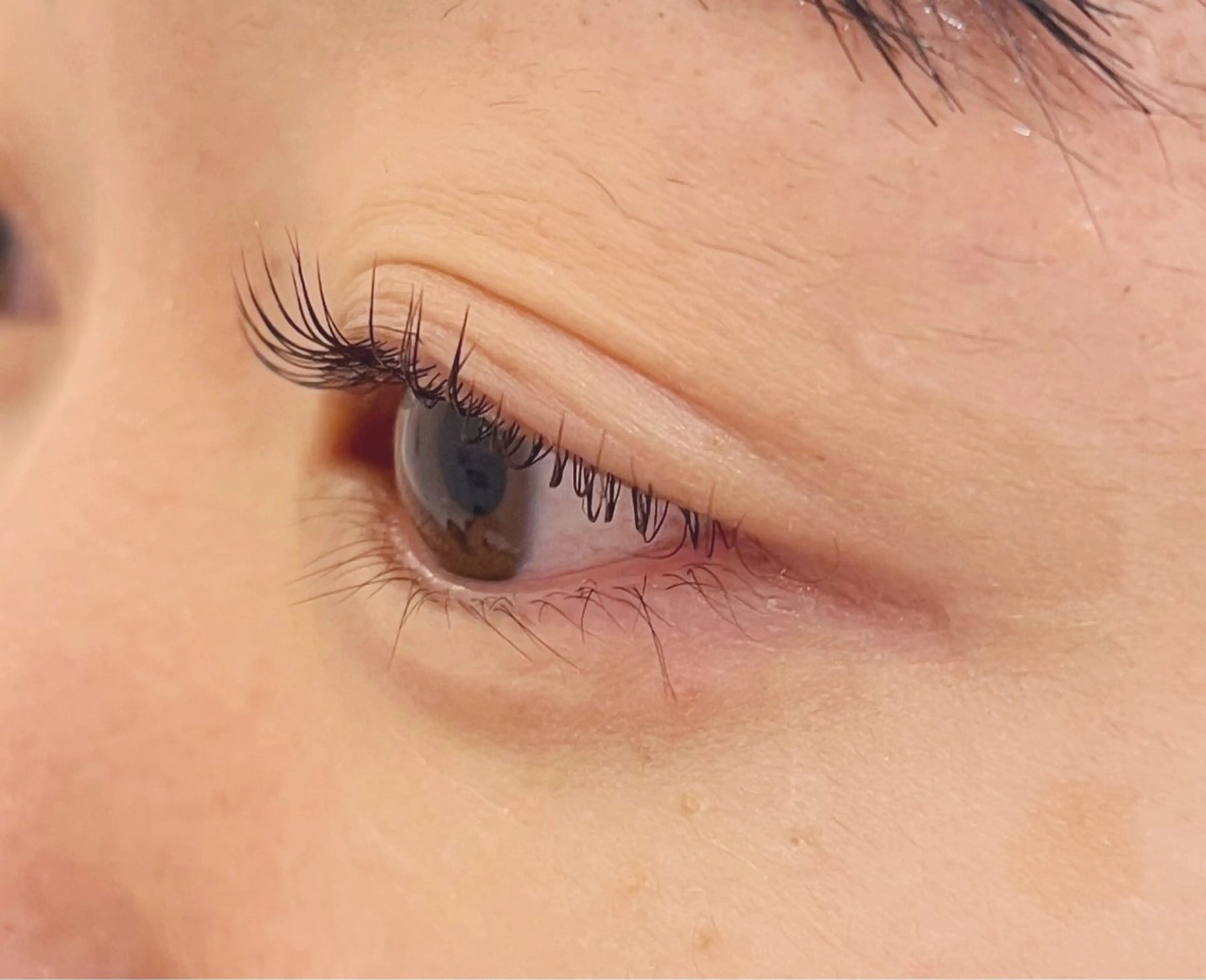 マツエク・マツパ パリジェンヌラッシュリフト ドーリーラッシュ 肱岡のマツエク・マツパデザイン