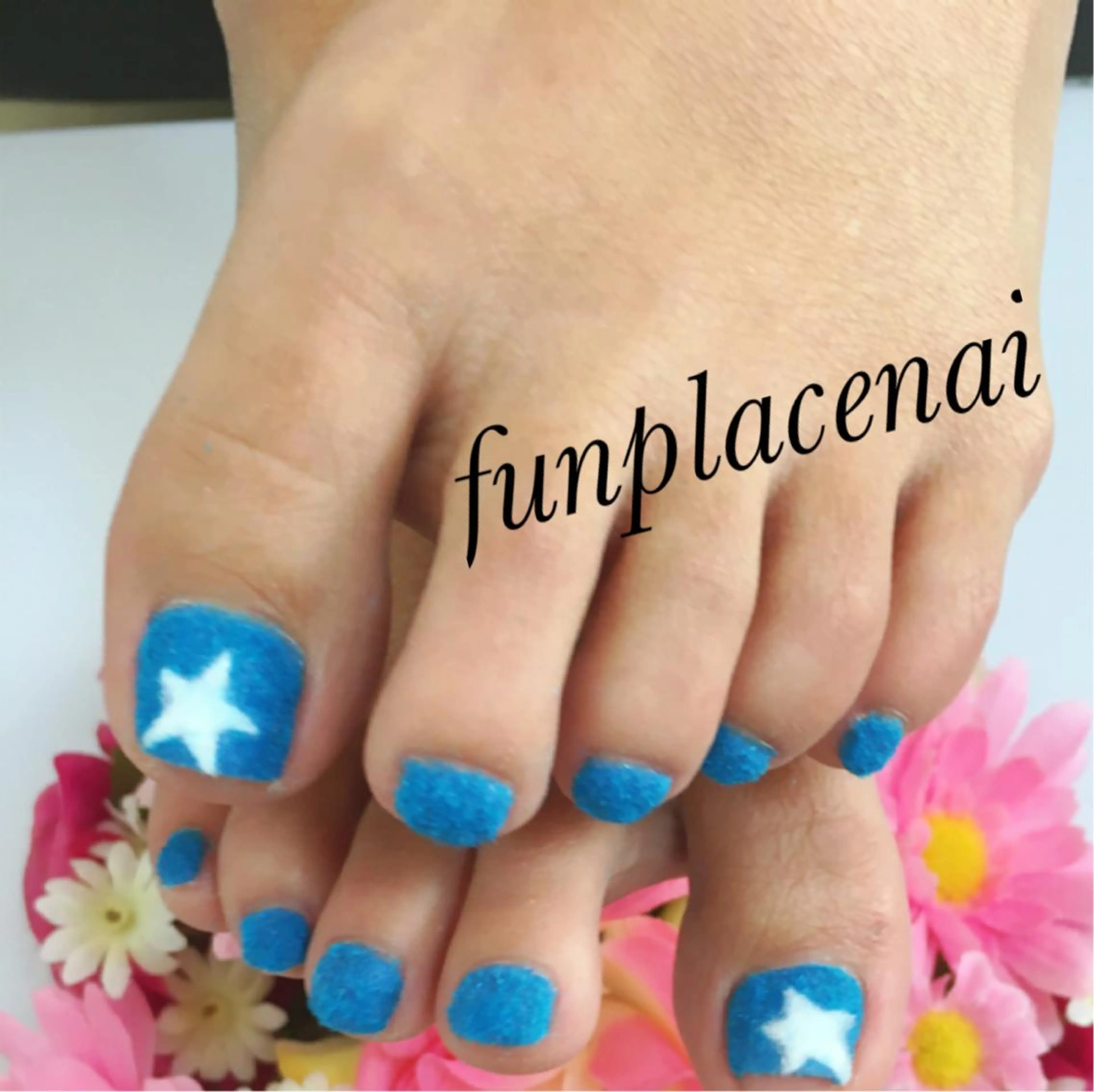 ショート ミディアム セミロング ロング カラー パーマ ヘアアレンジ キッズ ネイル マツエク・マツパ アートネイル フットネイル nail salon＆school felice所属・フェリーチェ瑞江店 新山のネイルデザイン