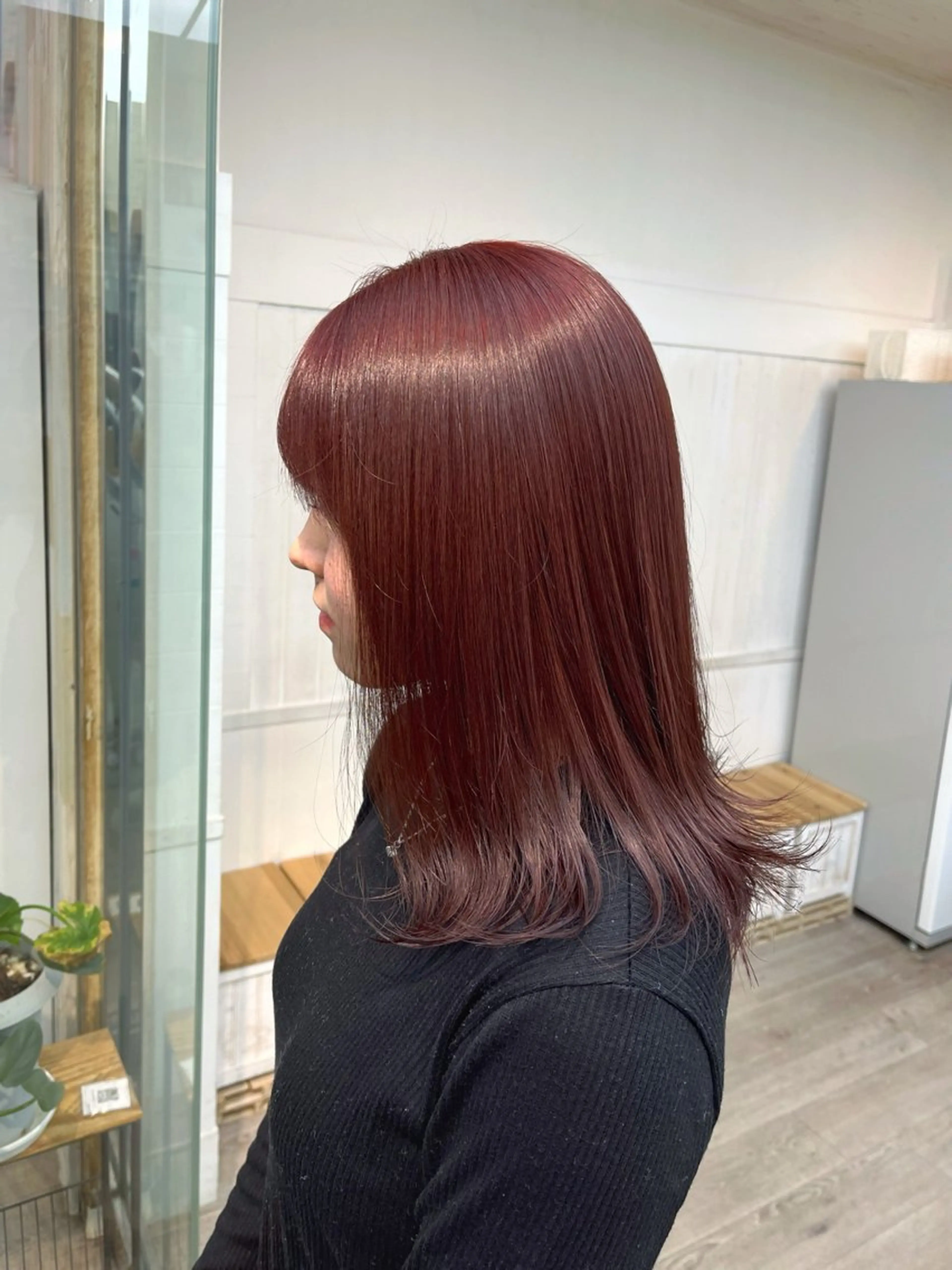 ミディアム カラー パーマ ヘアアレンジ メンズ メンズブリーチ ブリーチ ブリーチなしカラー 顔まわりレイヤー 顔周りカット カット ヘアカラー トリートメント ヘッドスパ ヘアセット ®️レイヤー/透明感 カラー/星野六三四のヘアスタイル