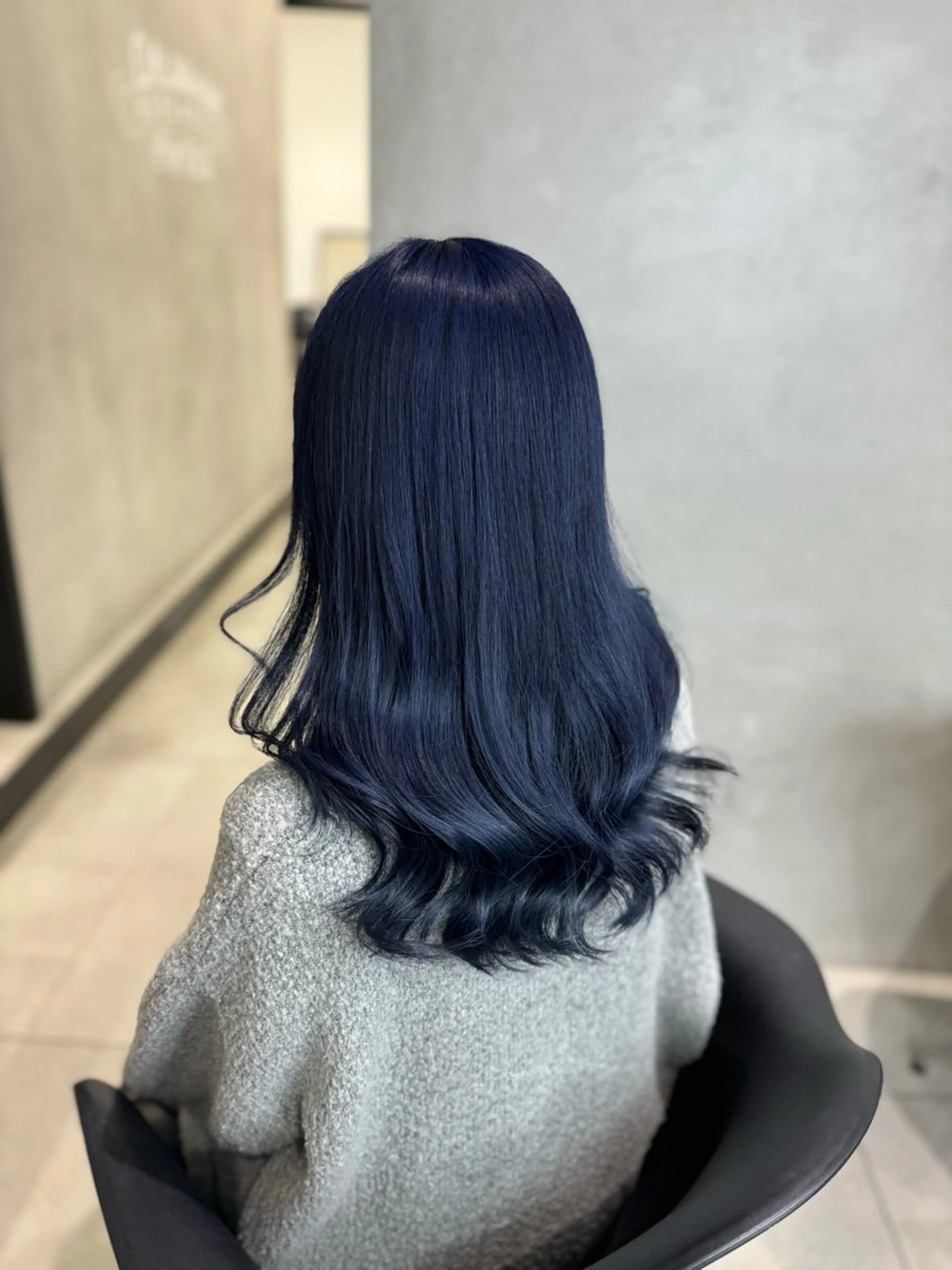 カラー 🇰🇷韓国風ハイ トーンKANA🖤のヘアスタイル