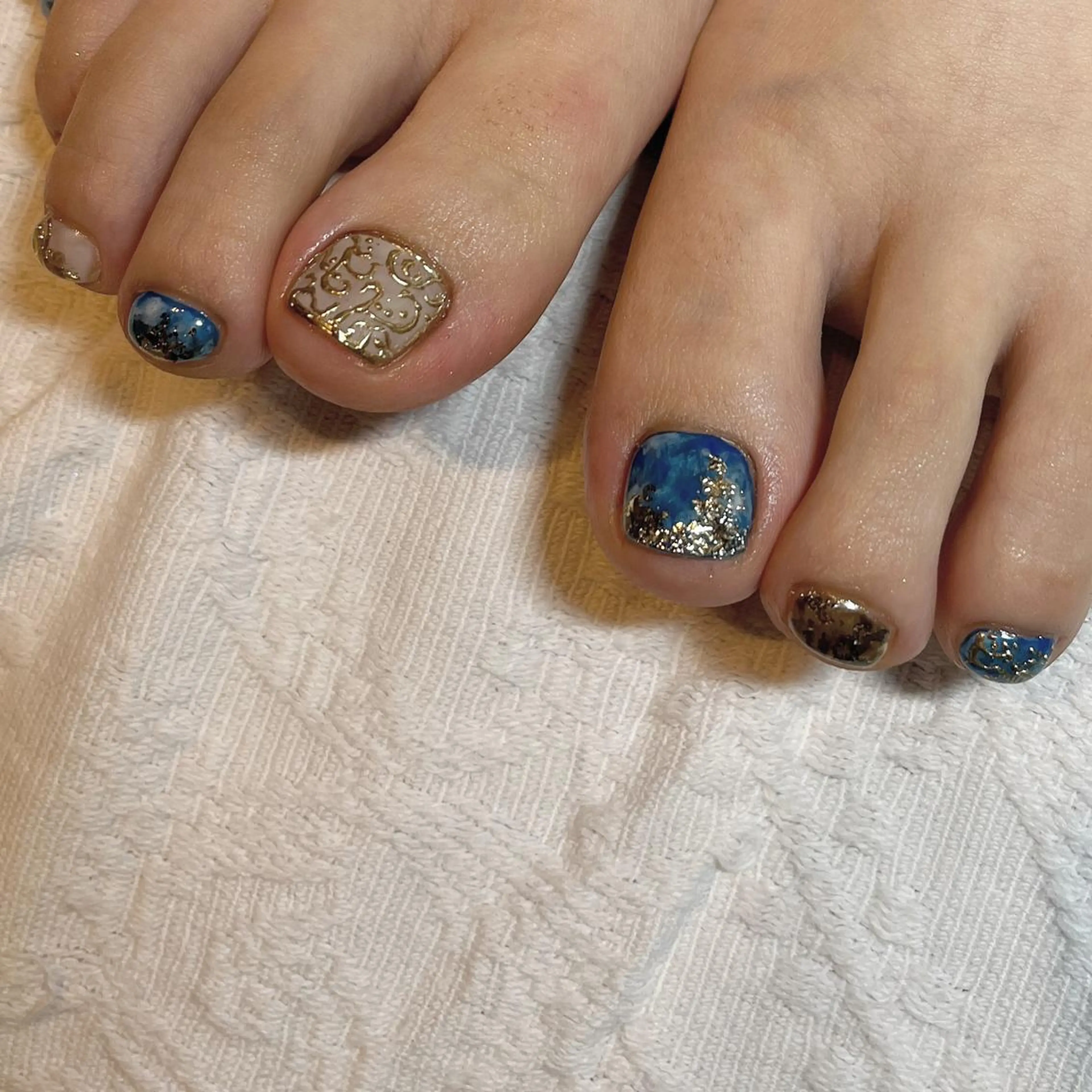 ネイル アートネイル ブルー フットネイル フリーランス¨̮⃝ ネイリストOKADAのネイルデザイン